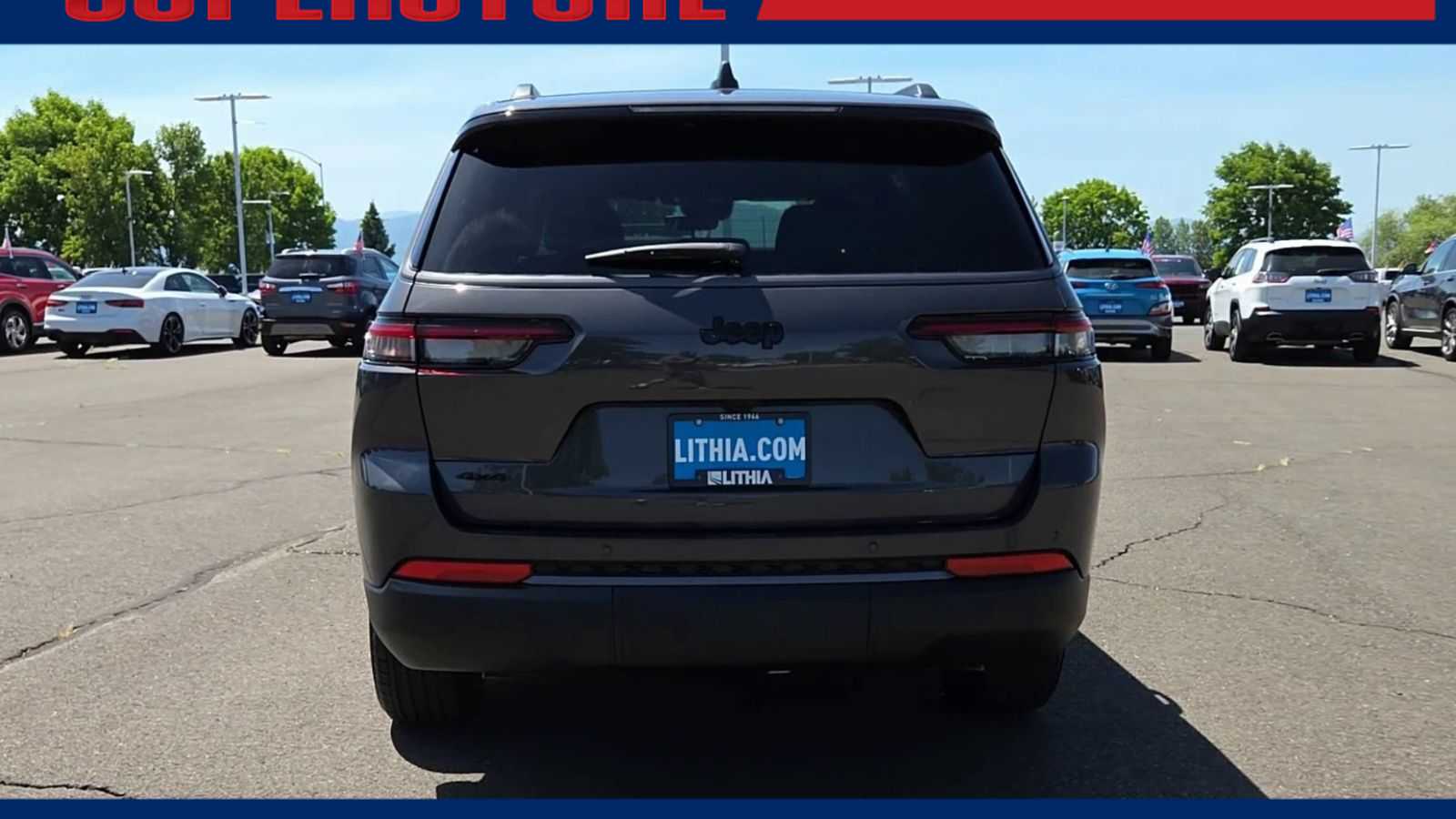Thumbnail: 2026 Jeep Grand Cherokee - 7