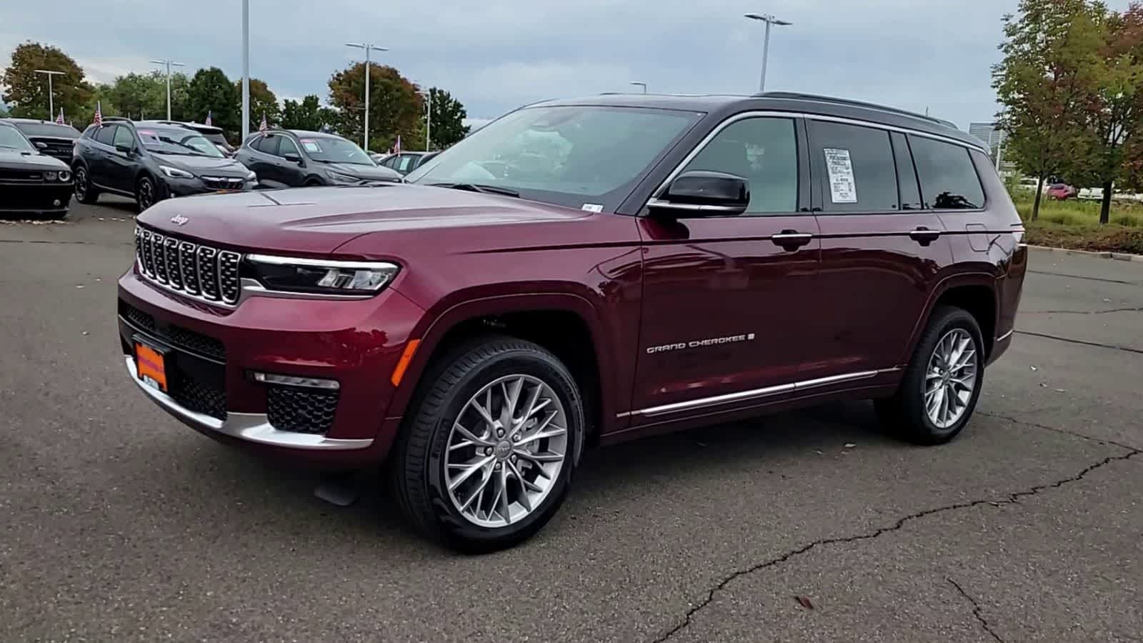 Thumbnail: 2025 Jeep Grand Cherokee - 4