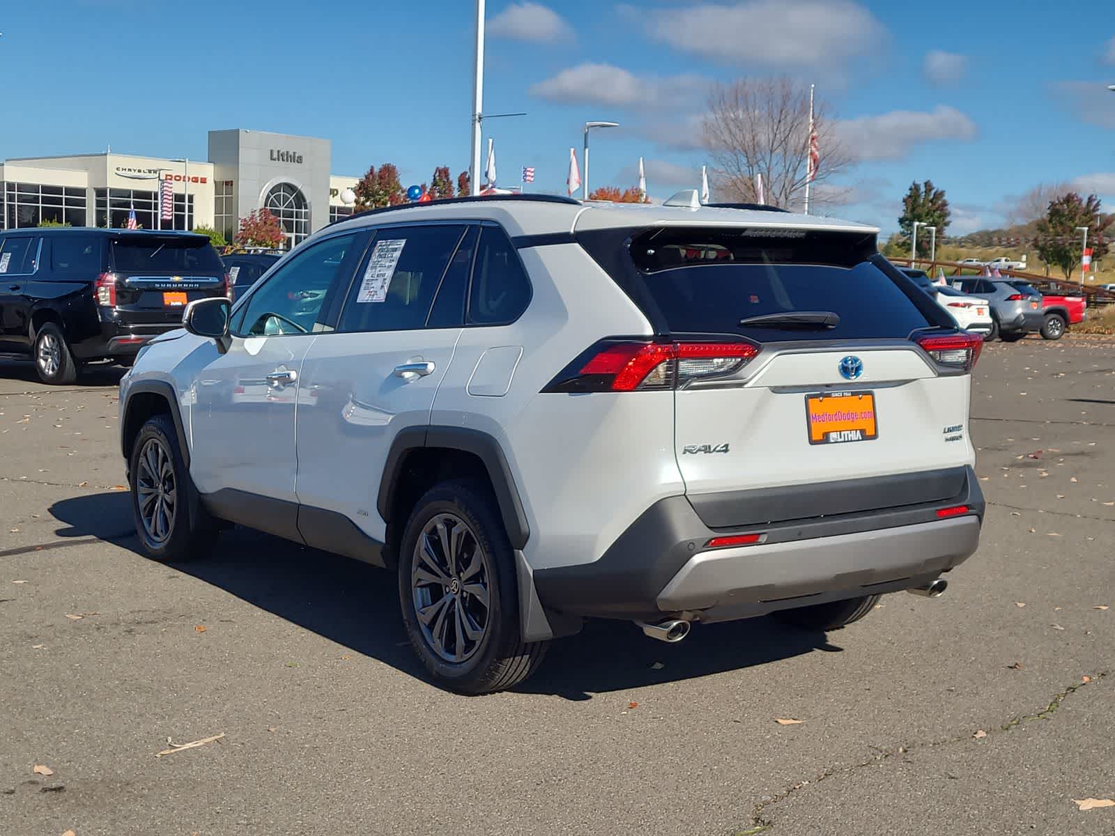 Thumbnail: 2024 Toyota RAV4 - 12