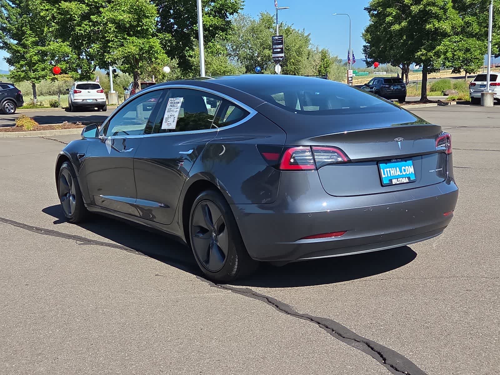 Thumbnail: 2019 Tesla Model 3 - 11
