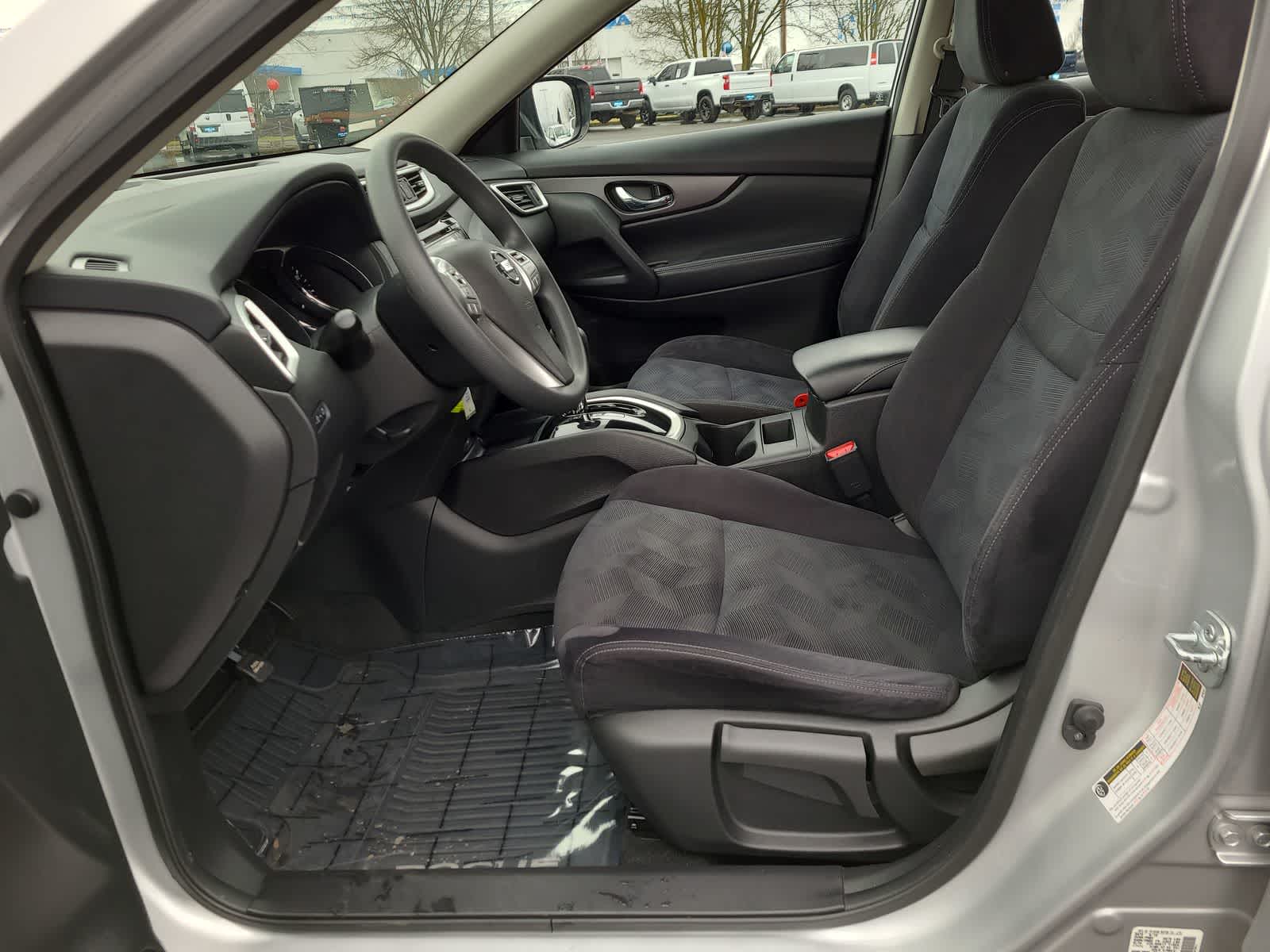 Thumbnail: 2016 Nissan Rogue - 19