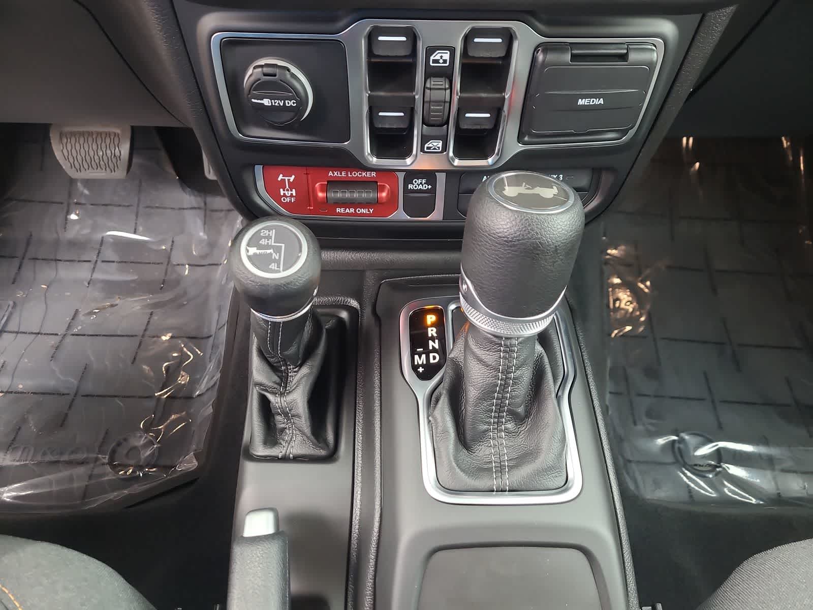 Thumbnail: 2026 Jeep Wrangler - 25