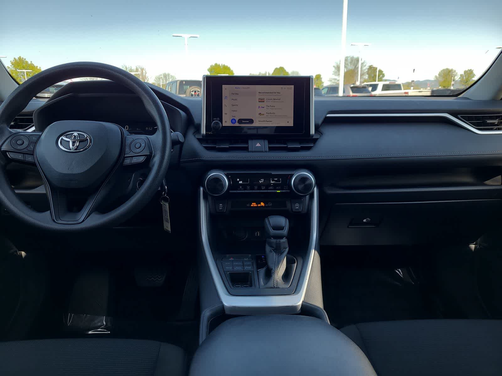 Thumbnail: 2025 Toyota RAV4 - 18