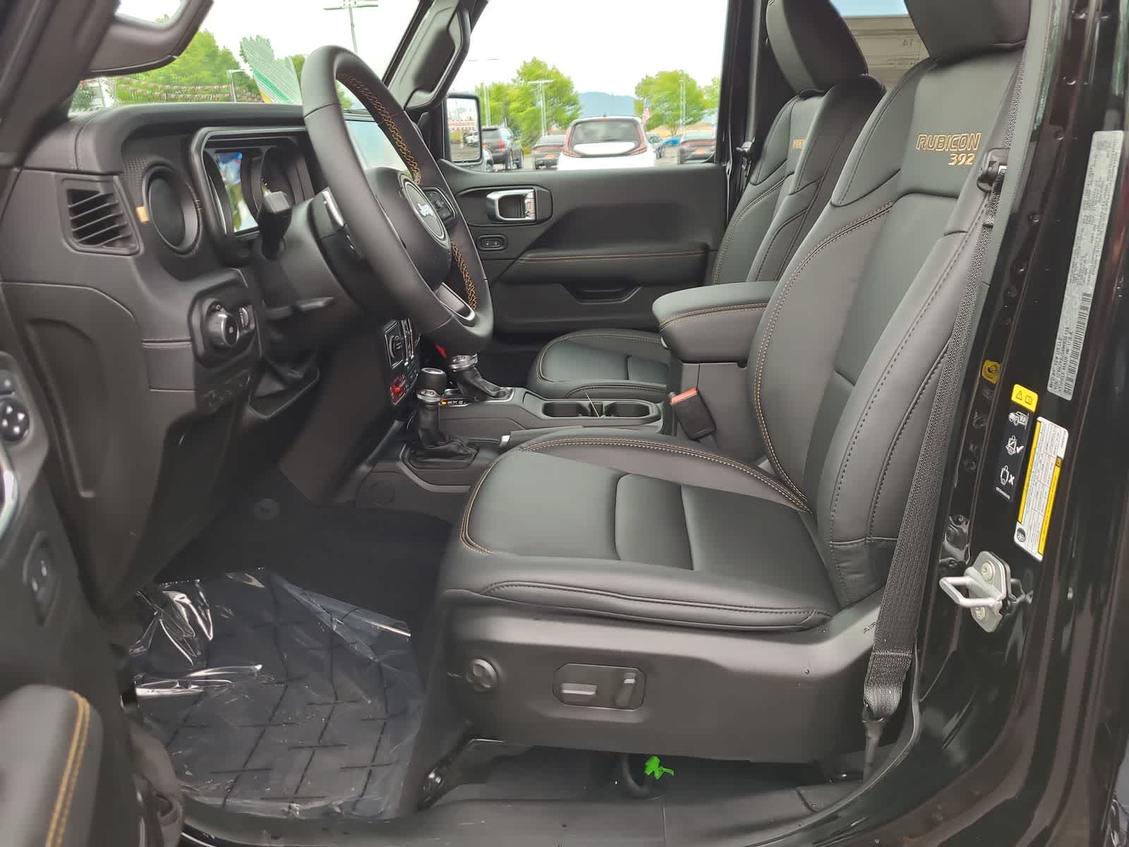 Thumbnail: 2025 Jeep Wrangler - 19