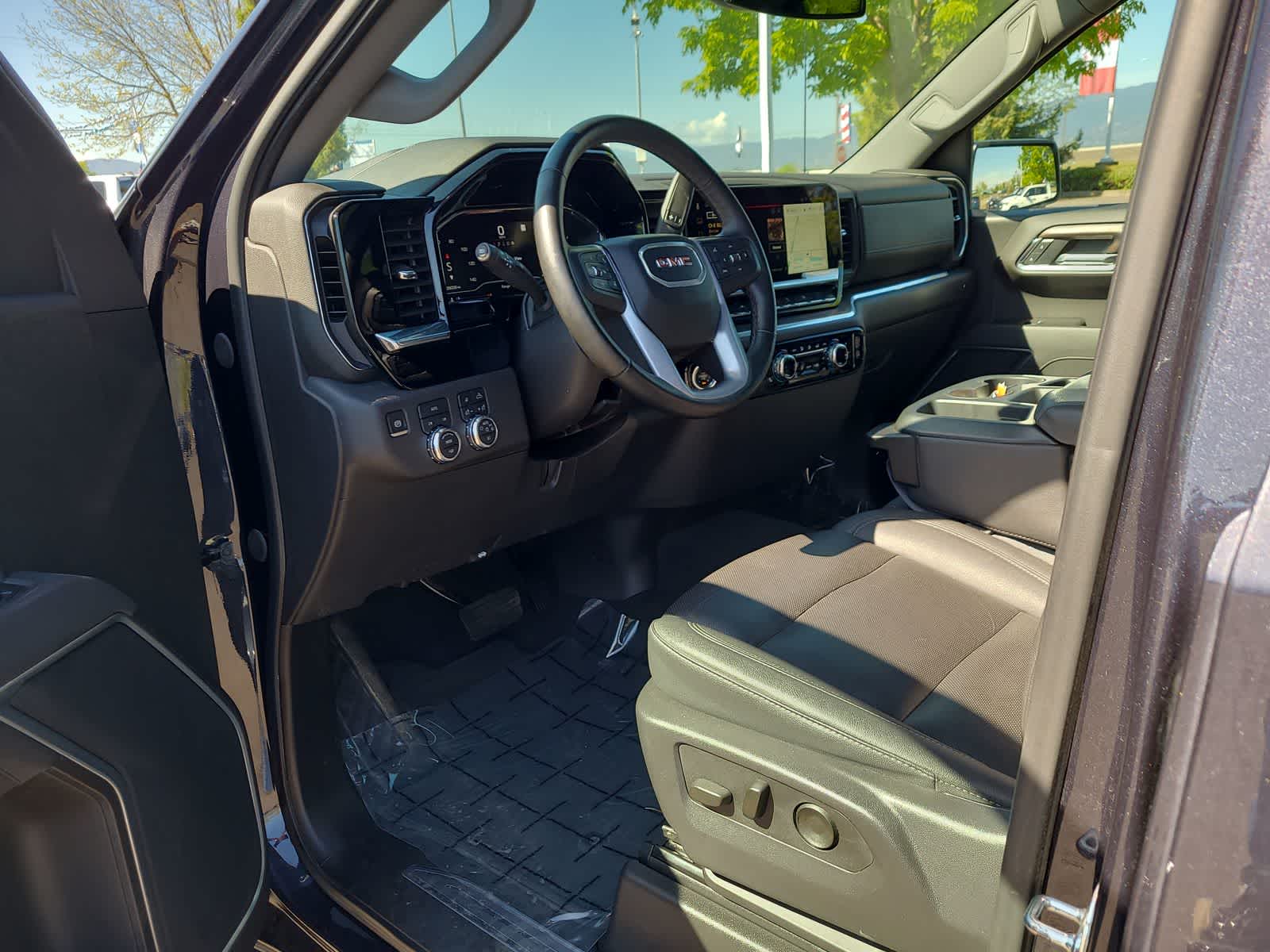 Thumbnail: 2025 GMC Sierra 1500 - 10