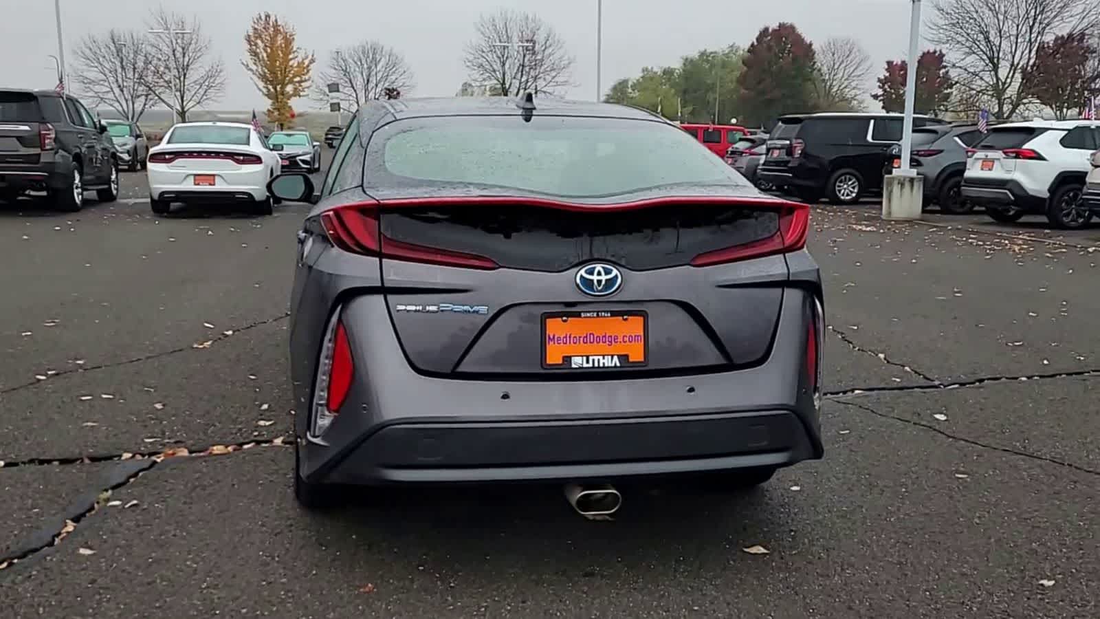 Thumbnail: 2018 Toyota Prius Prime - 7
