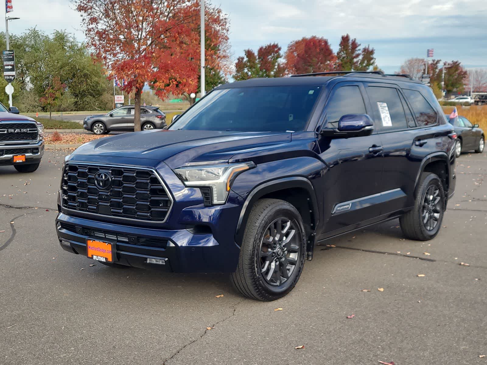 2025 Toyota Sequoia Platinum's photo