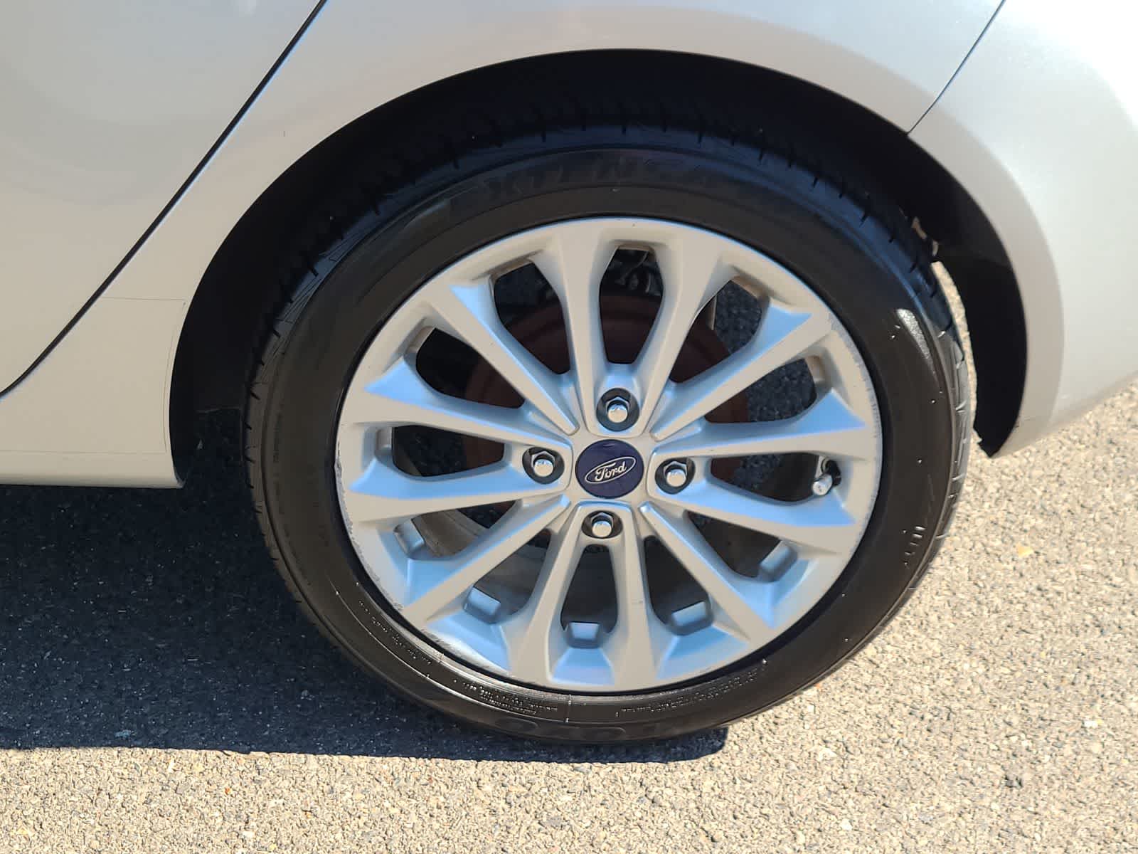 Thumbnail: 2014 Ford Fiesta - 16