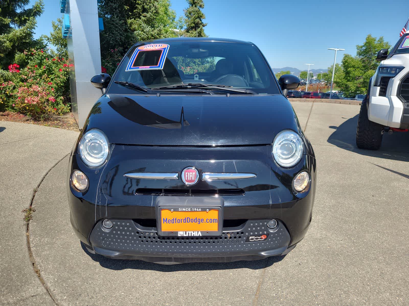 Thumbnail: 2019 Fiat 500e - 14