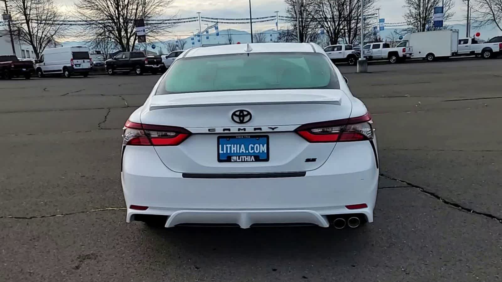 Thumbnail: 2024 Toyota Camry - 7