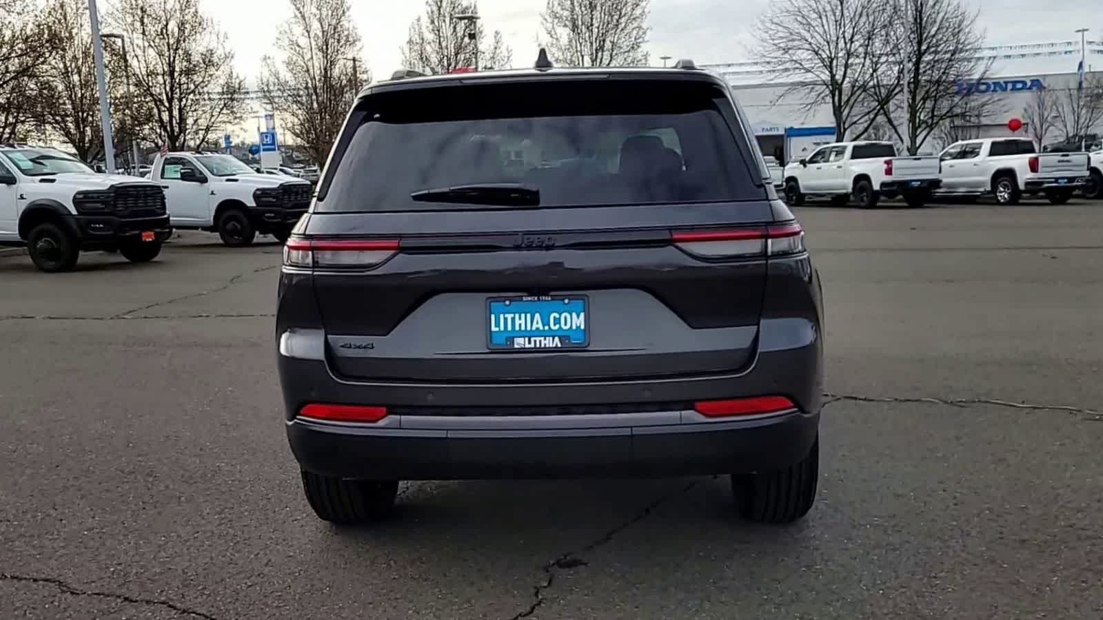 Thumbnail: 2026 Jeep Grand Cherokee - 7