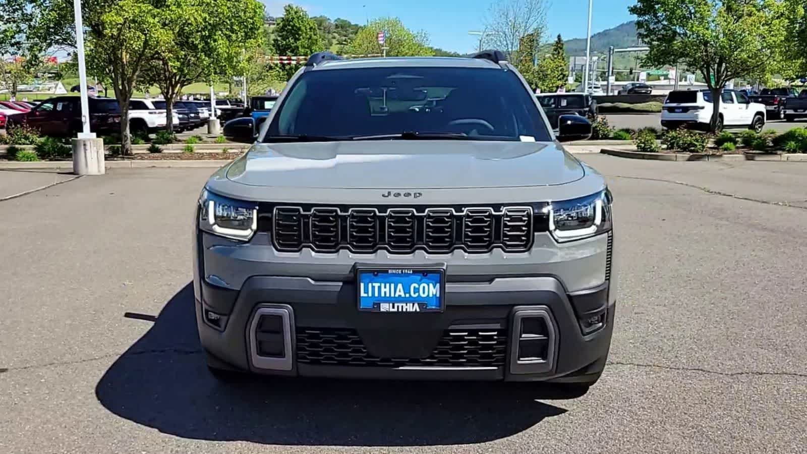 Thumbnail: 2026 Jeep Cherokee - 3