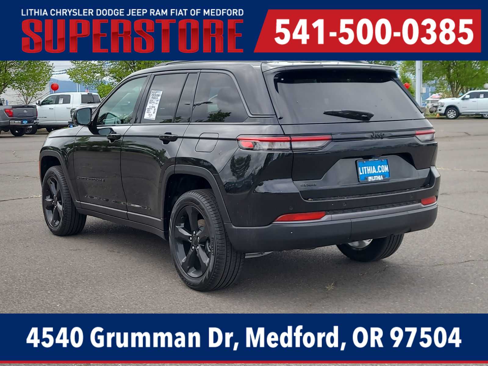 Thumbnail: 2026 Jeep Grand Cherokee - 12
