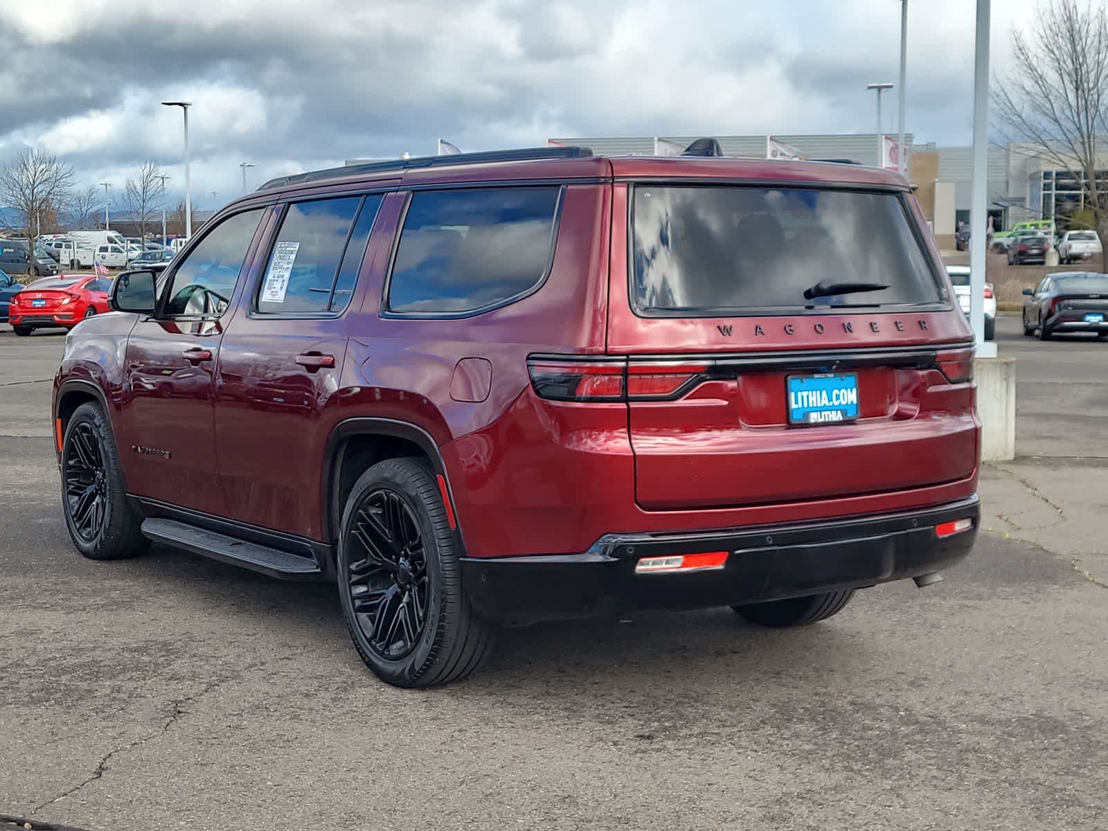 Thumbnail: 2024 Jeep Wagoneer - 12