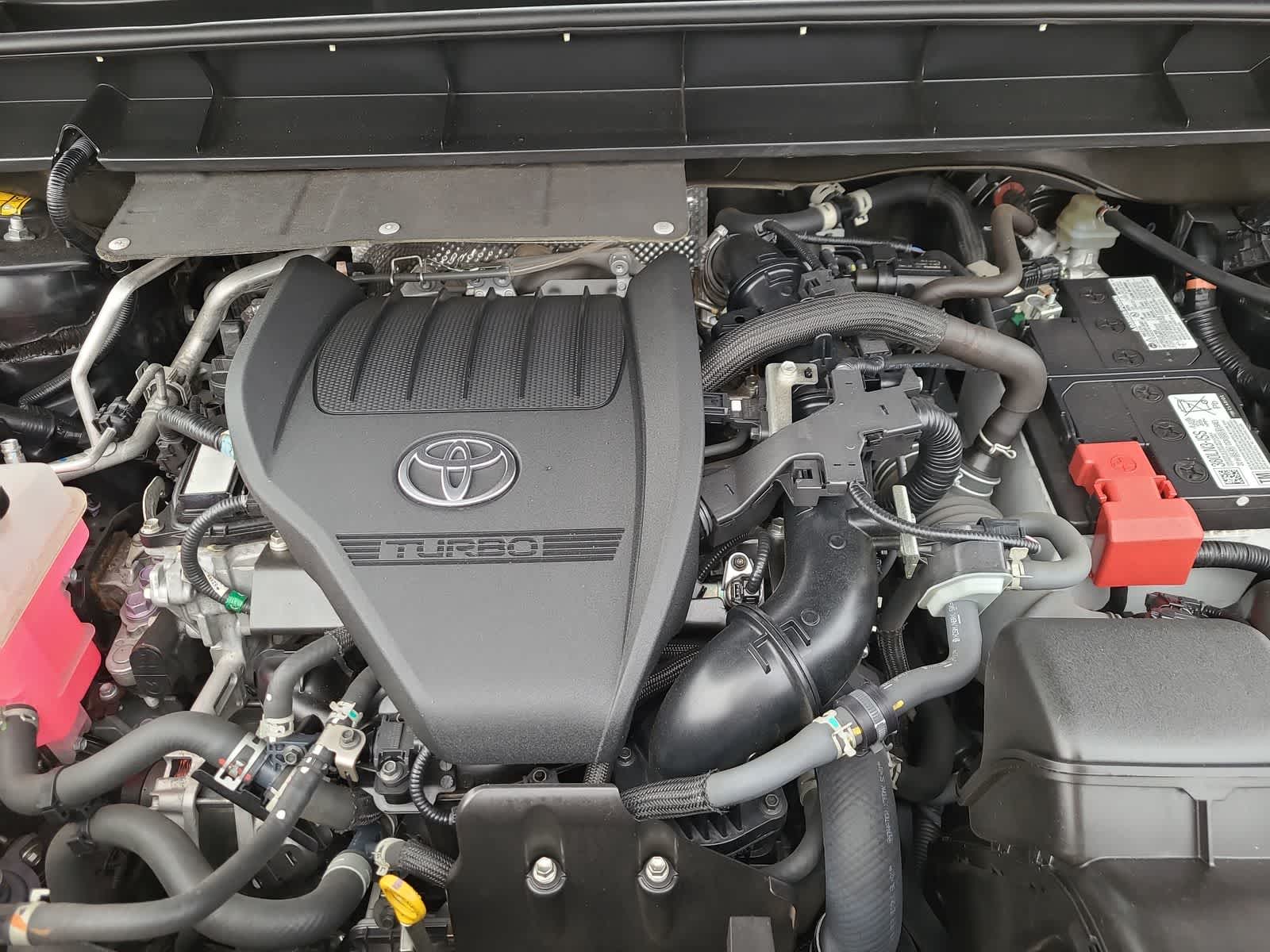 Thumbnail: 2023 Toyota Highlander - 17