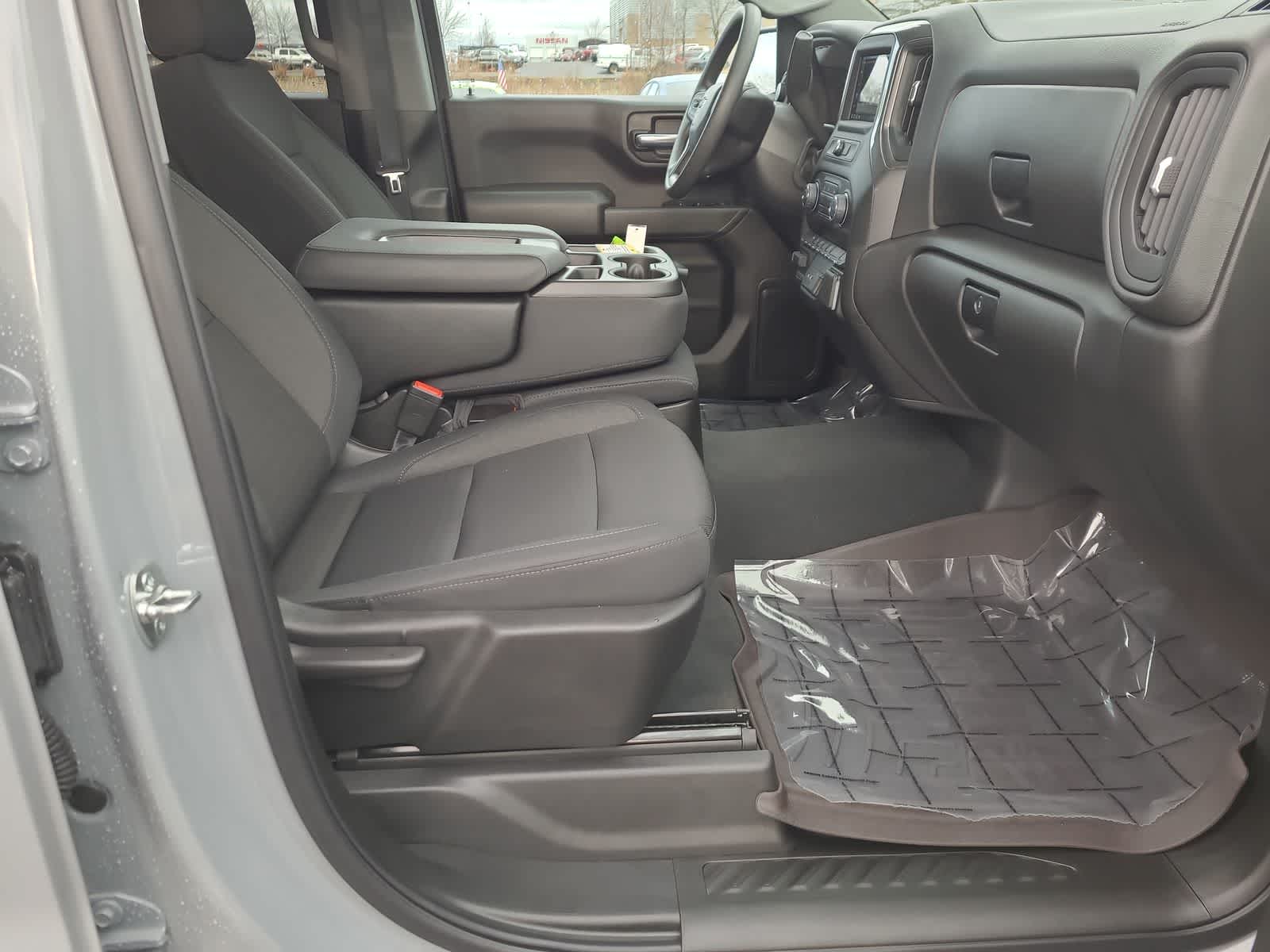 Thumbnail: 2025 Chevrolet Silverado 1500 - 22