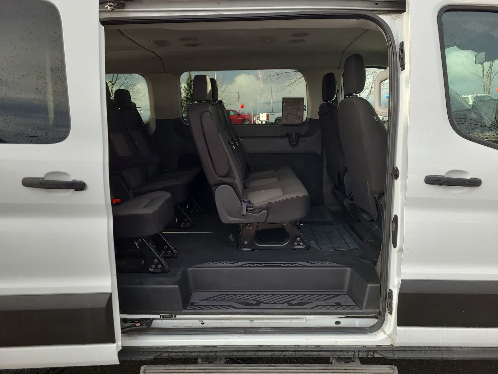 Thumbnail: 2023 Ford Econoline - 21