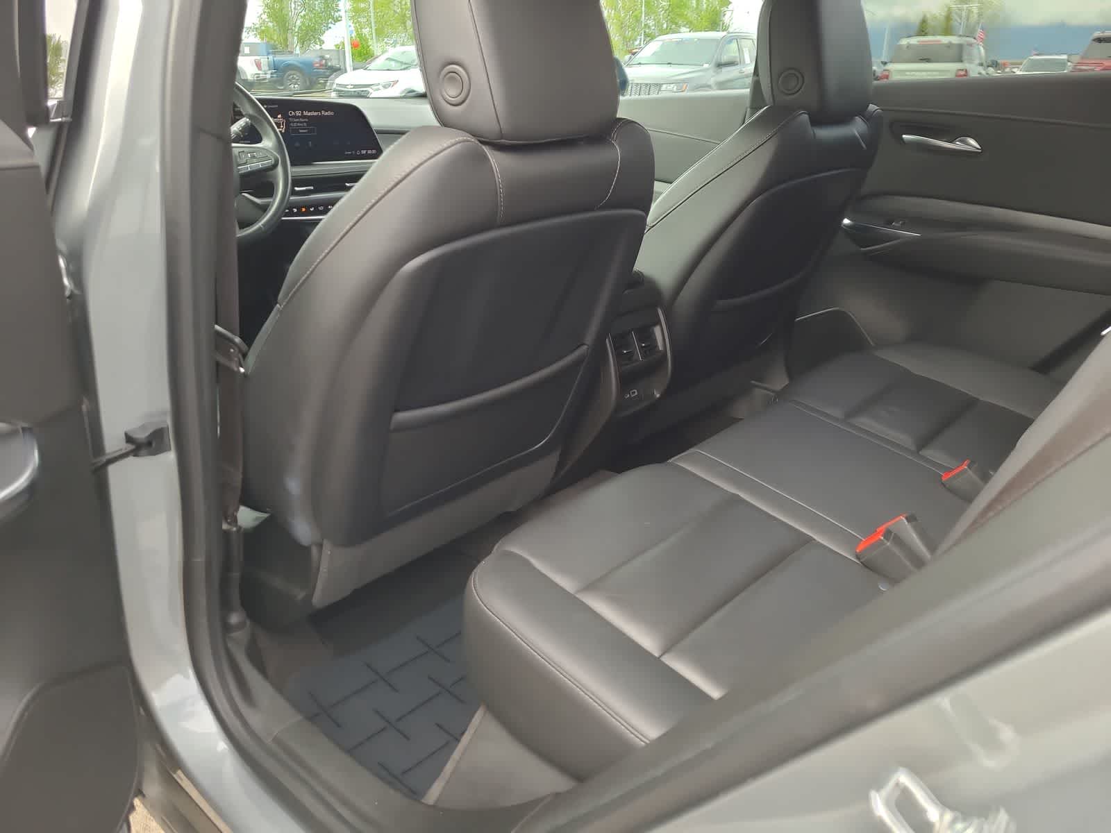 Thumbnail: 2024 Cadillac XT4 - 20