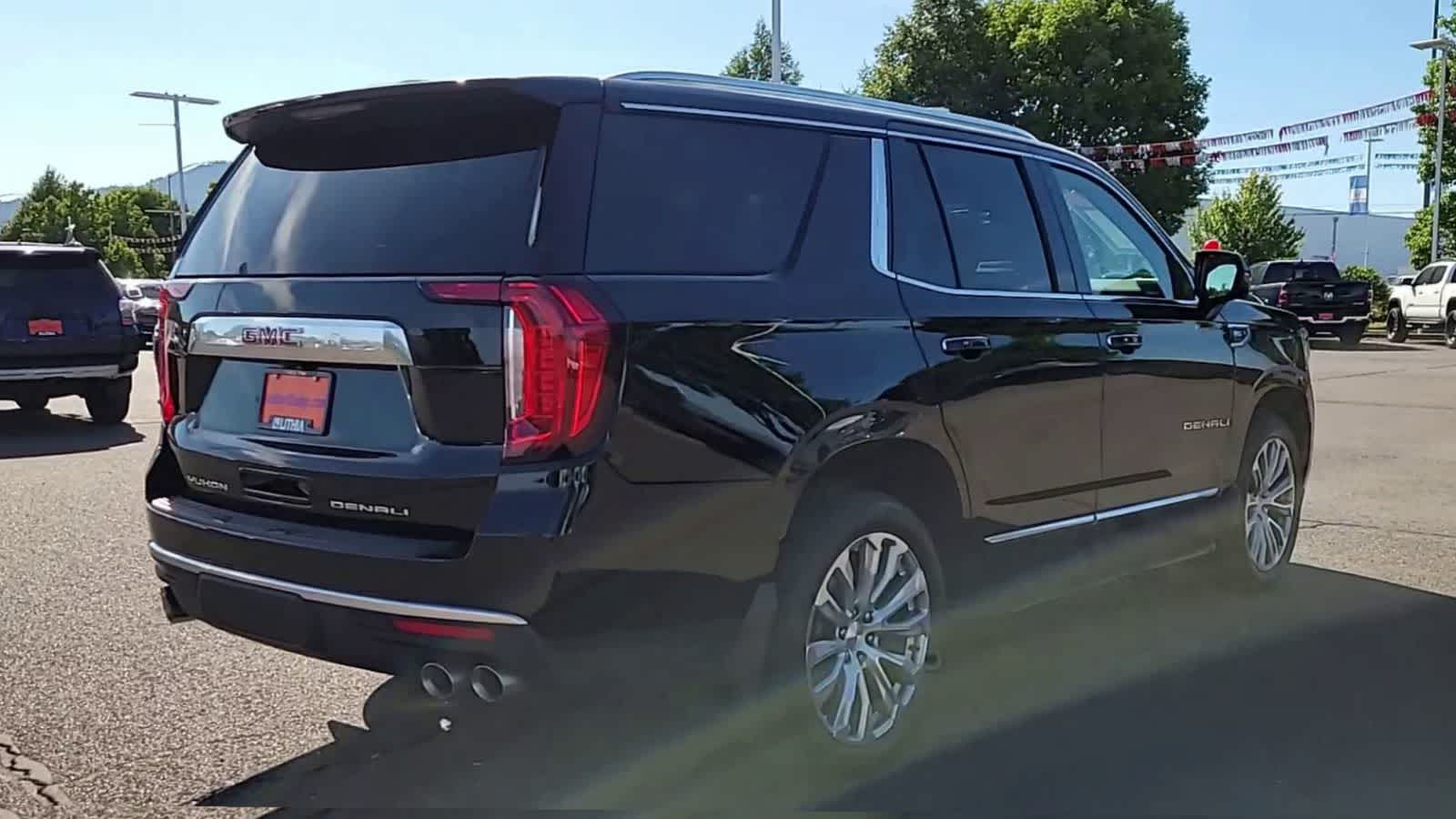Thumbnail: 2022 GMC Yukon - 8