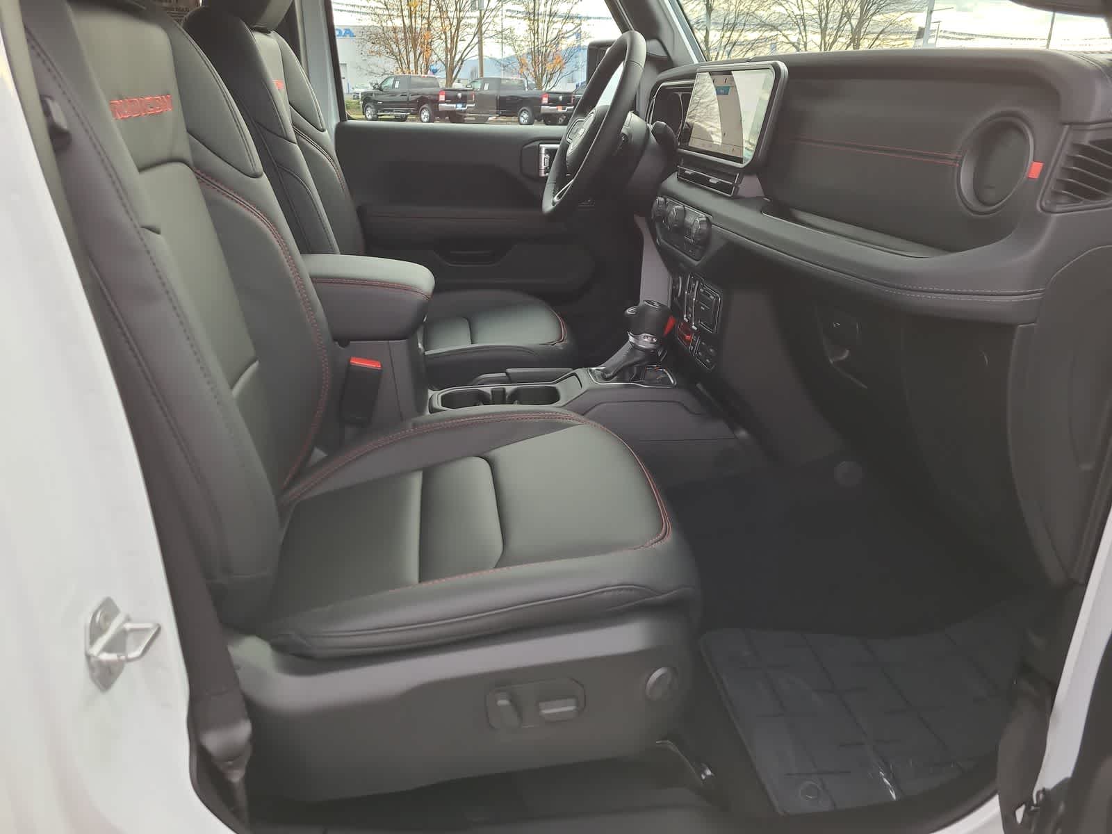 Thumbnail: 2026 Jeep Wrangler - 22