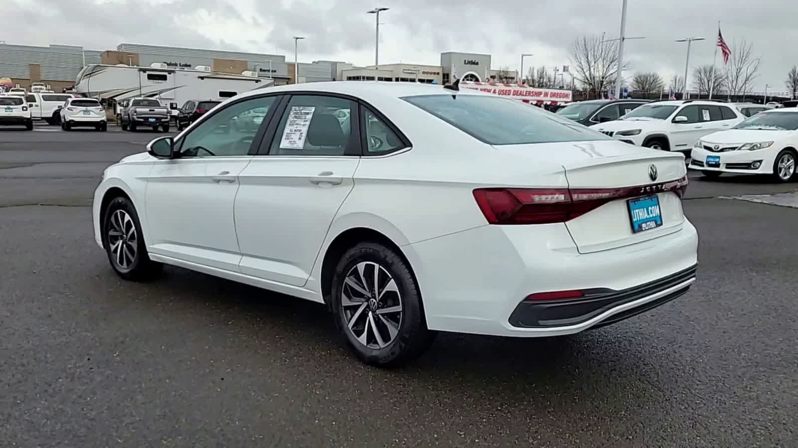 Thumbnail: 2025 Volkswagen Jetta - 6