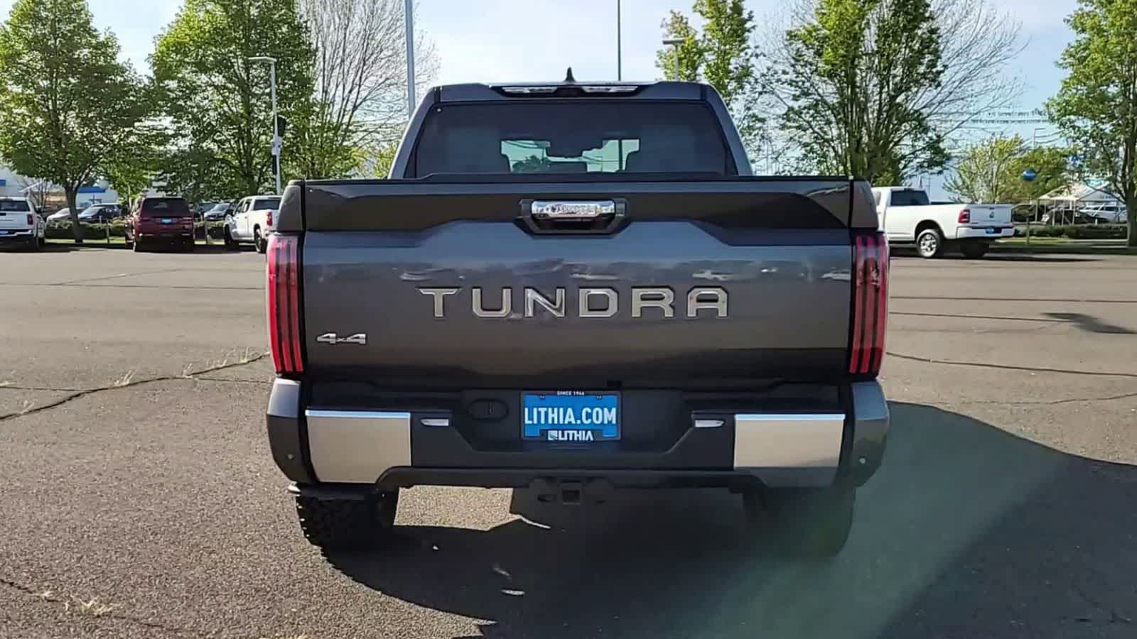 Thumbnail: 2024 Toyota Tundra - 7