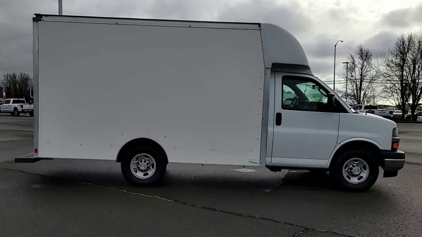 Thumbnail: 2019 Chevrolet Express - 9