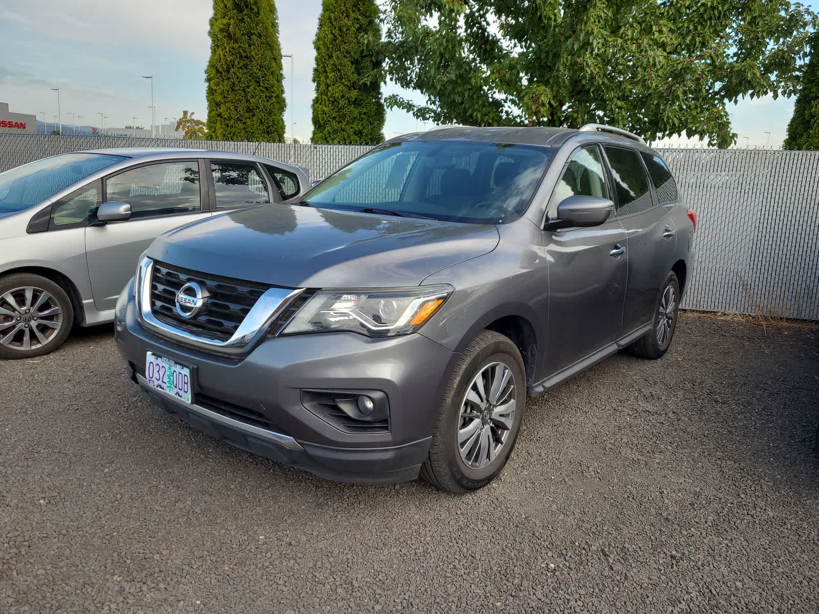 Thumbnail: 2018 Nissan Pathfinder - 1