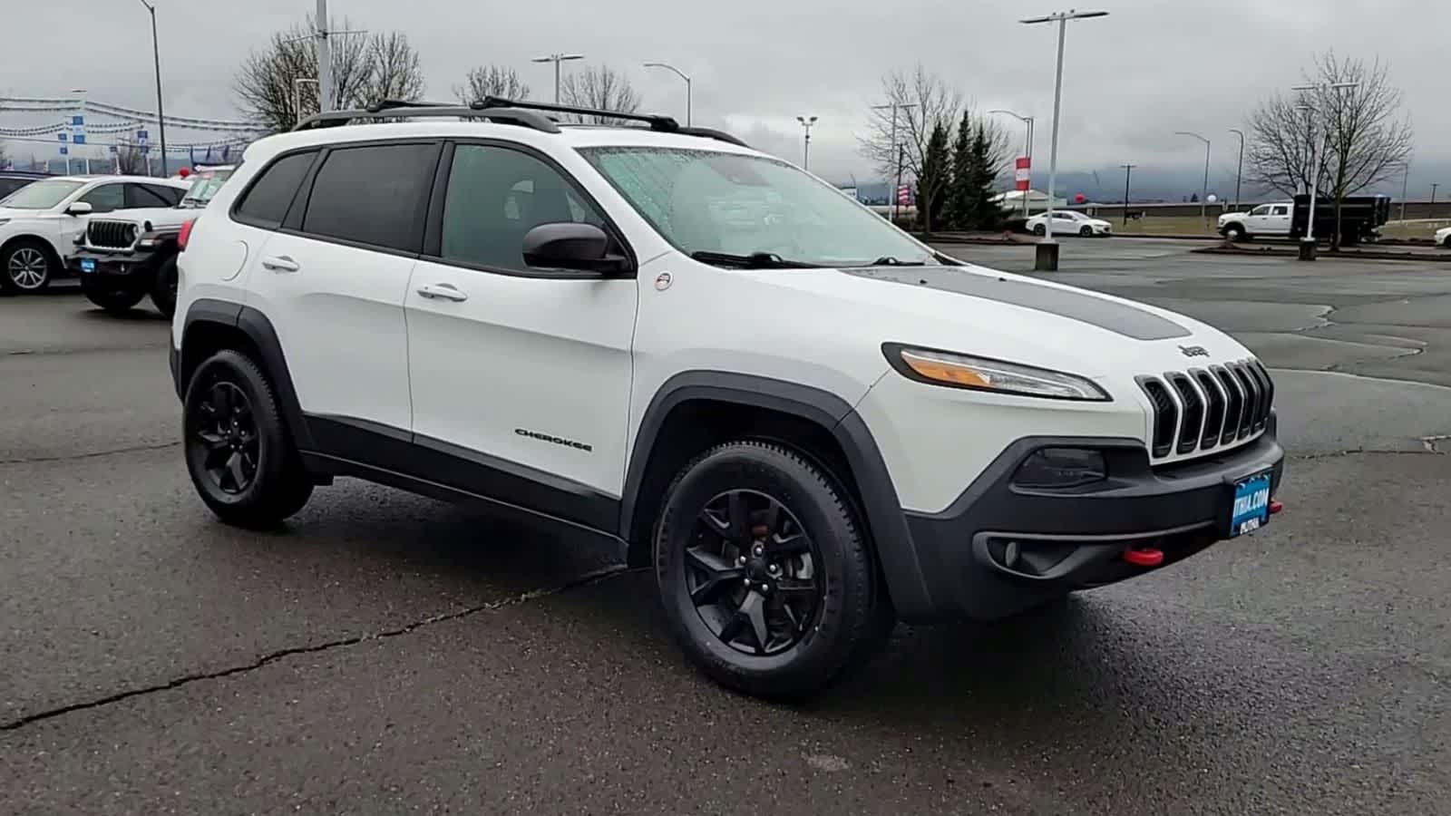 Thumbnail: 2016 Jeep Cherokee - 2
