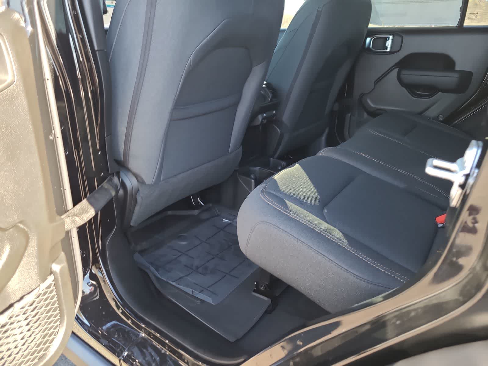 Thumbnail: 2026 Jeep Wrangler - 20