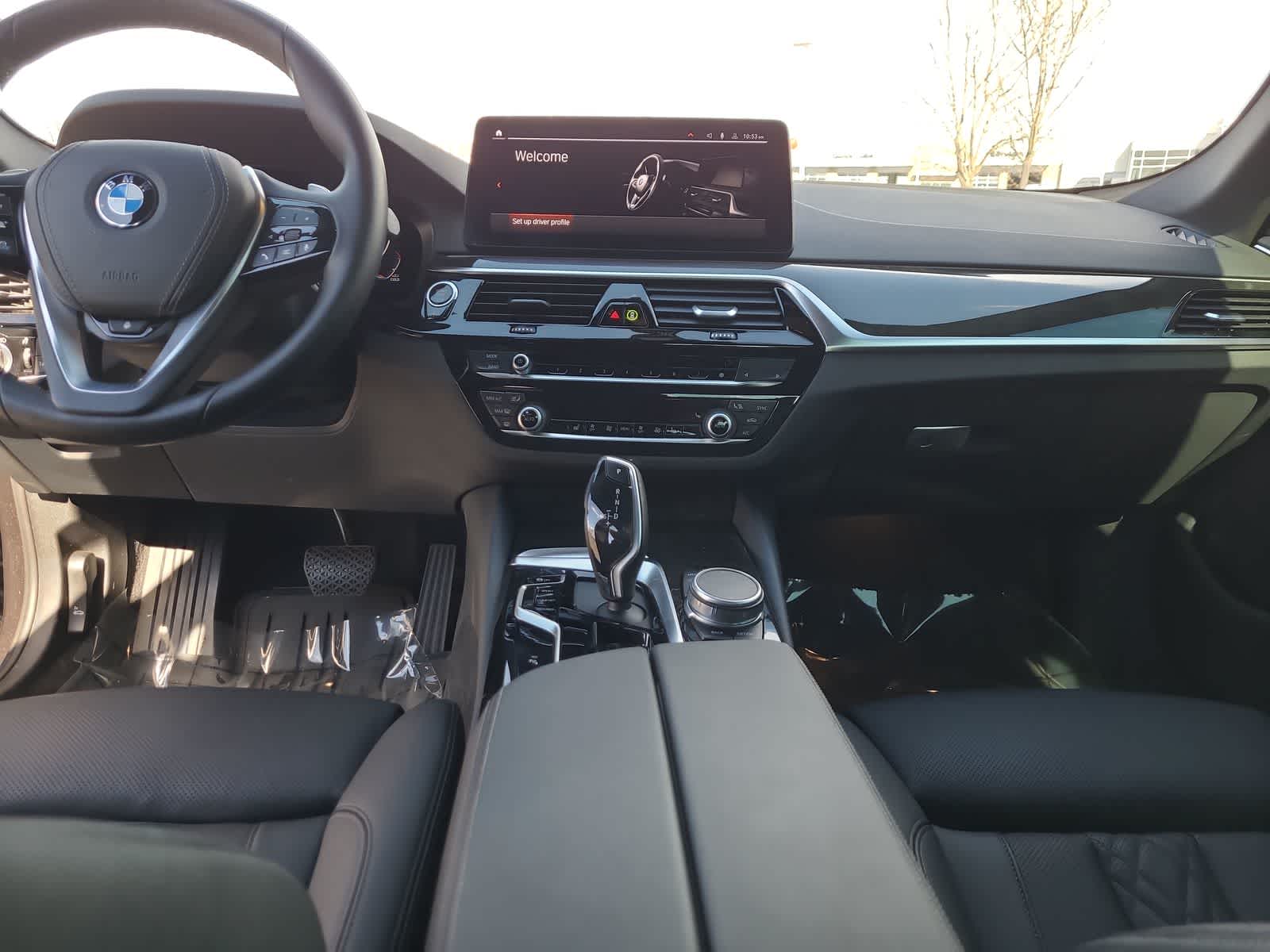 Thumbnail: 2022 BMW 5 Series - 18