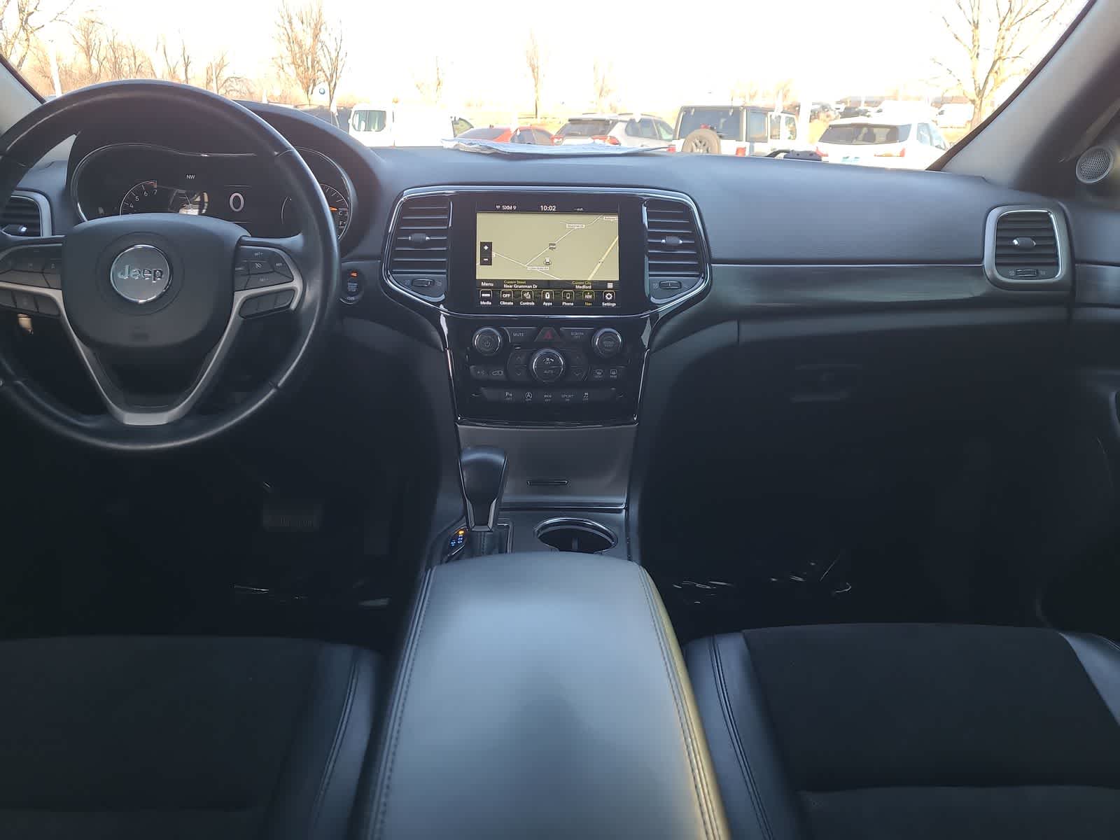 Thumbnail: 2020 Jeep Grand Cherokee - 18