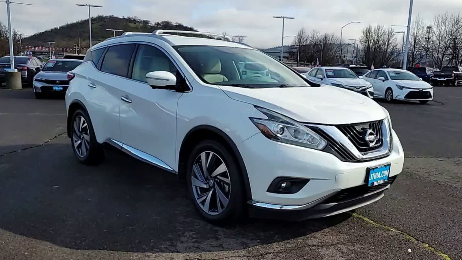 Used 2015 Nissan Murano Platinum with VIN 5N1AZ2MGXFN204325 for sale in Medford, OR