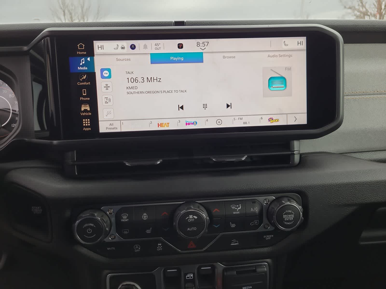 Thumbnail: 2026 Jeep Gladiator - 24