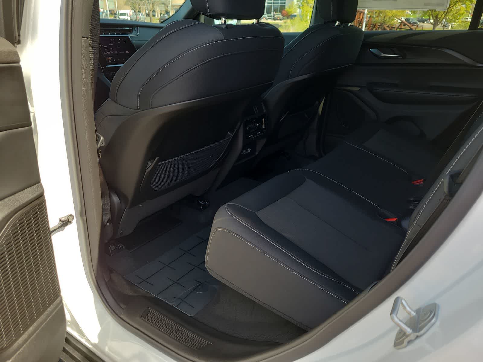 2025 Jeep Grand Cherokee Laredo 20