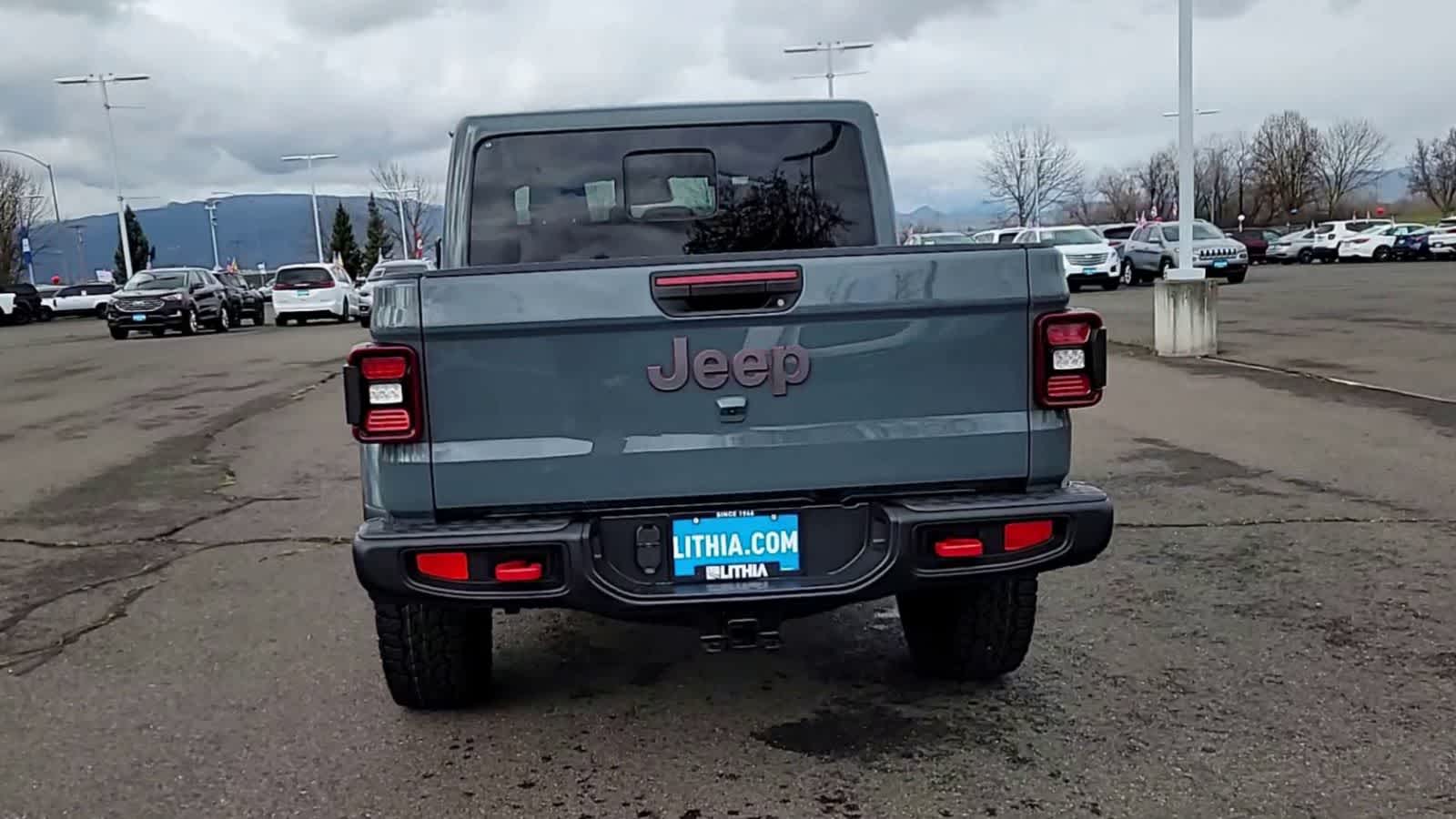 Thumbnail: 2026 Jeep Gladiator - 7