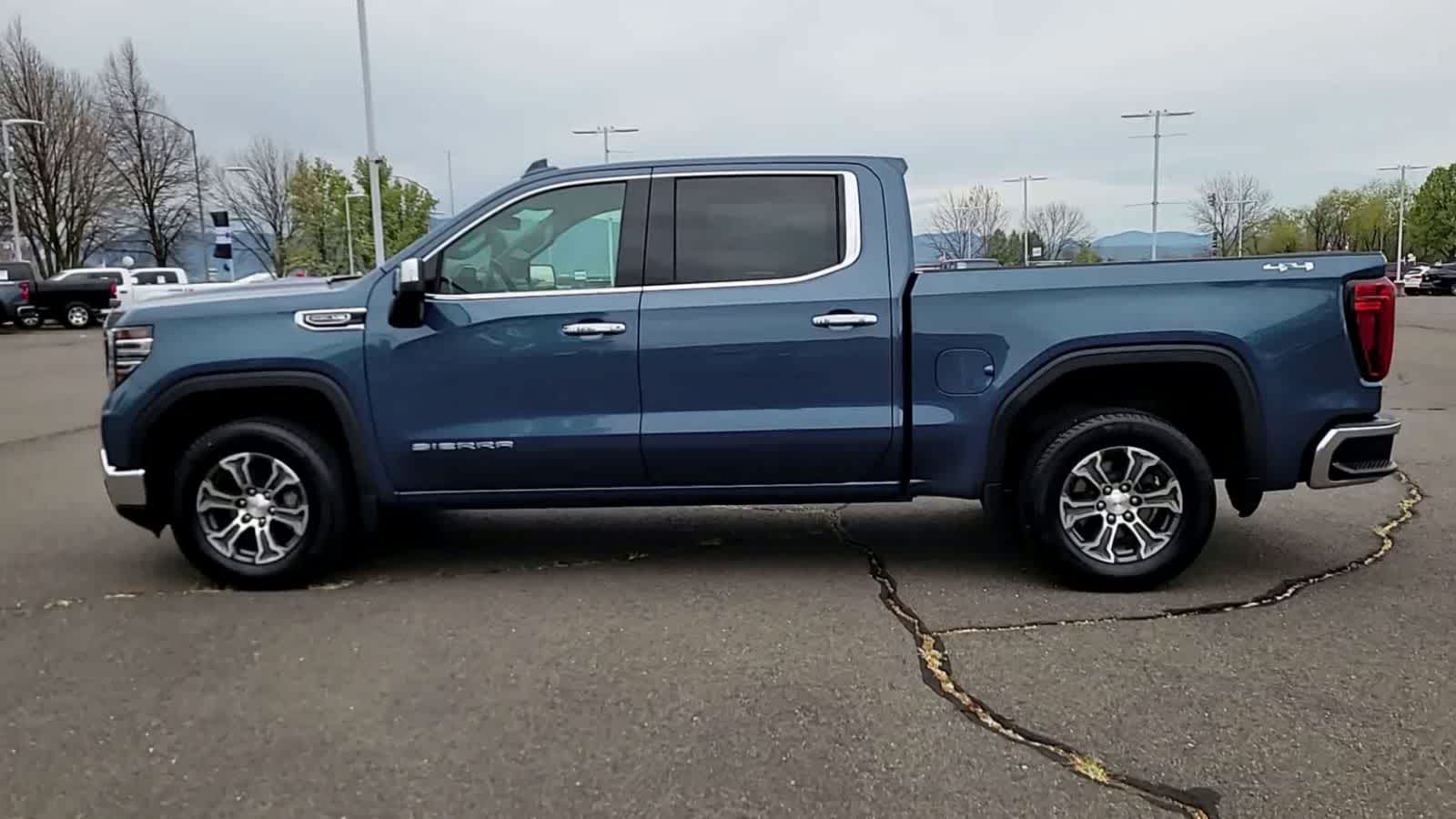 Thumbnail: 2024 GMC Sierra 1500 - 5