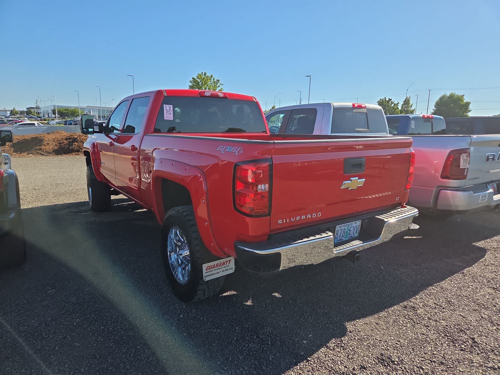 Thumbnail: 2017 Chevrolet Silverado 1500 - 3