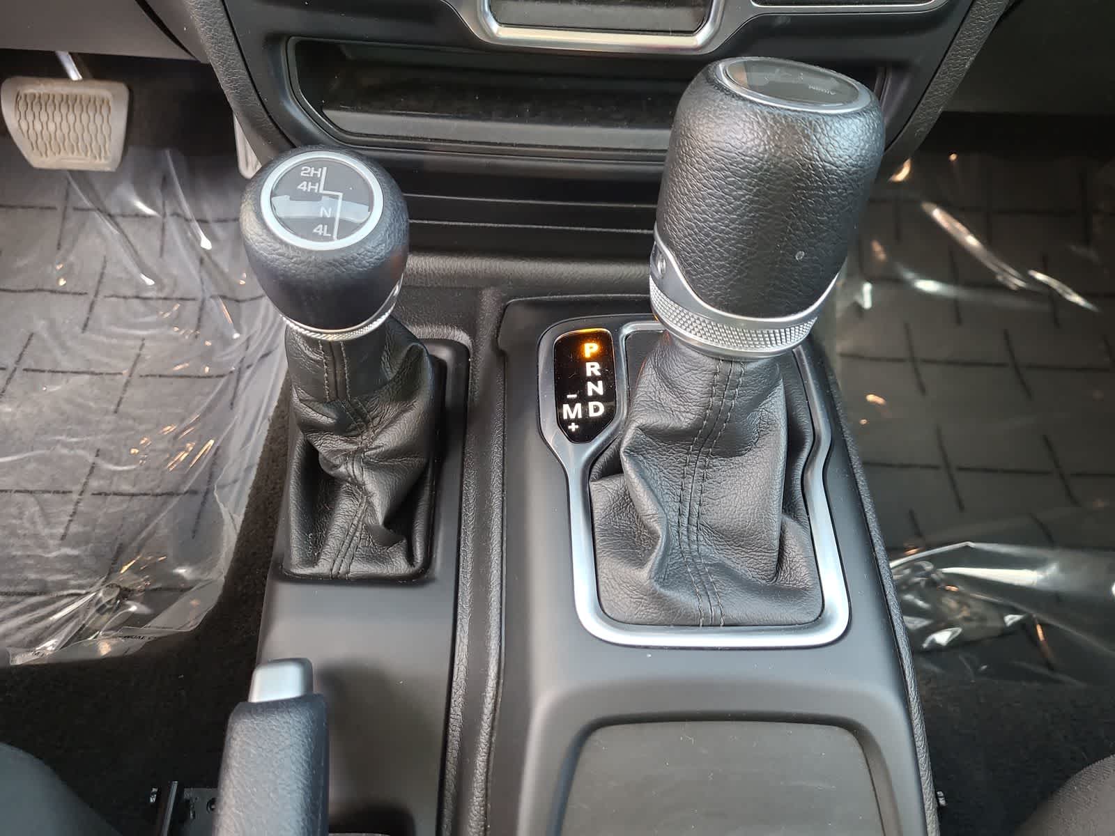 Thumbnail: 2023 Jeep Wrangler - 25