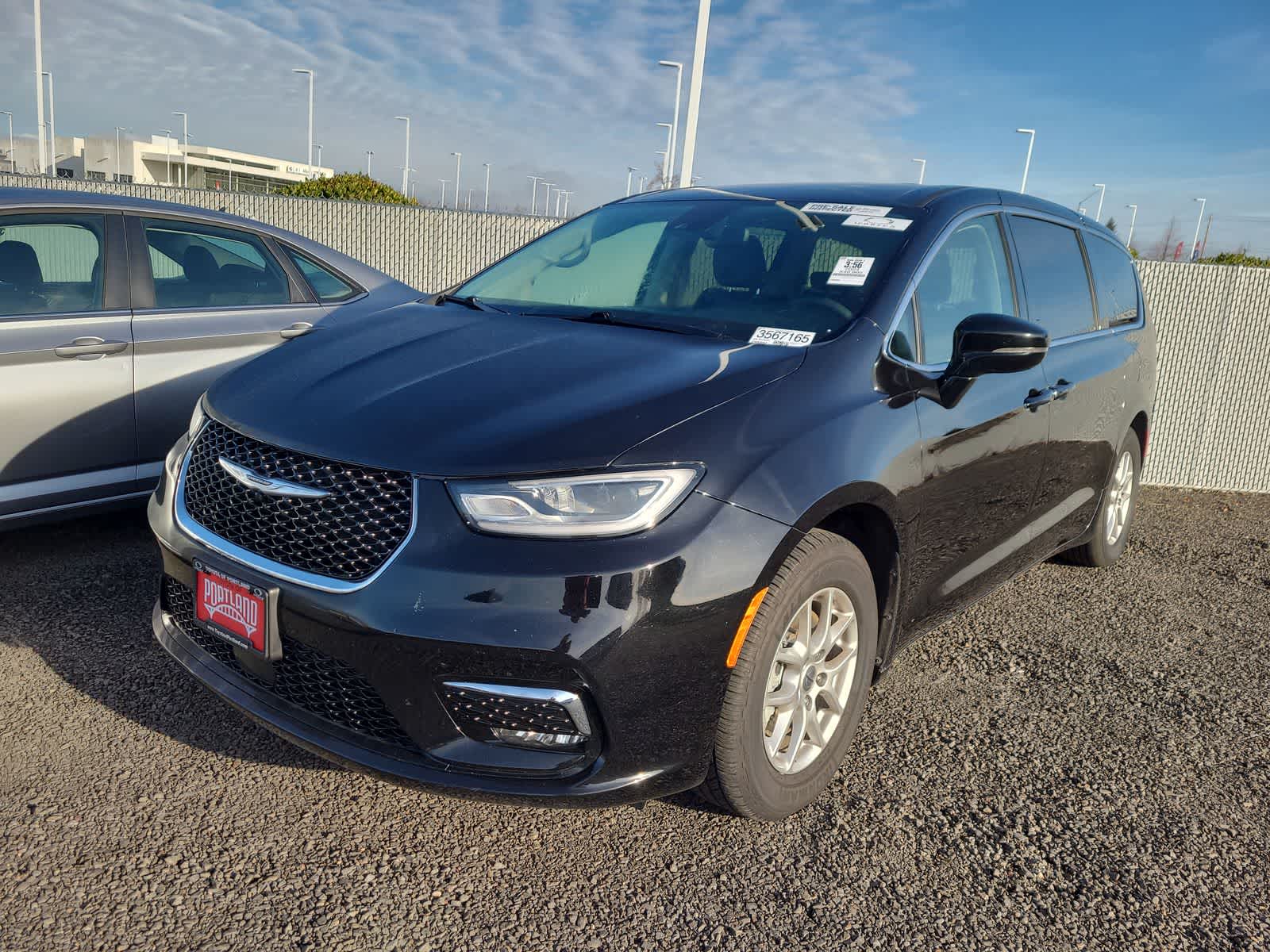 Thumbnail: 2024 Chrysler Pacifica - 1