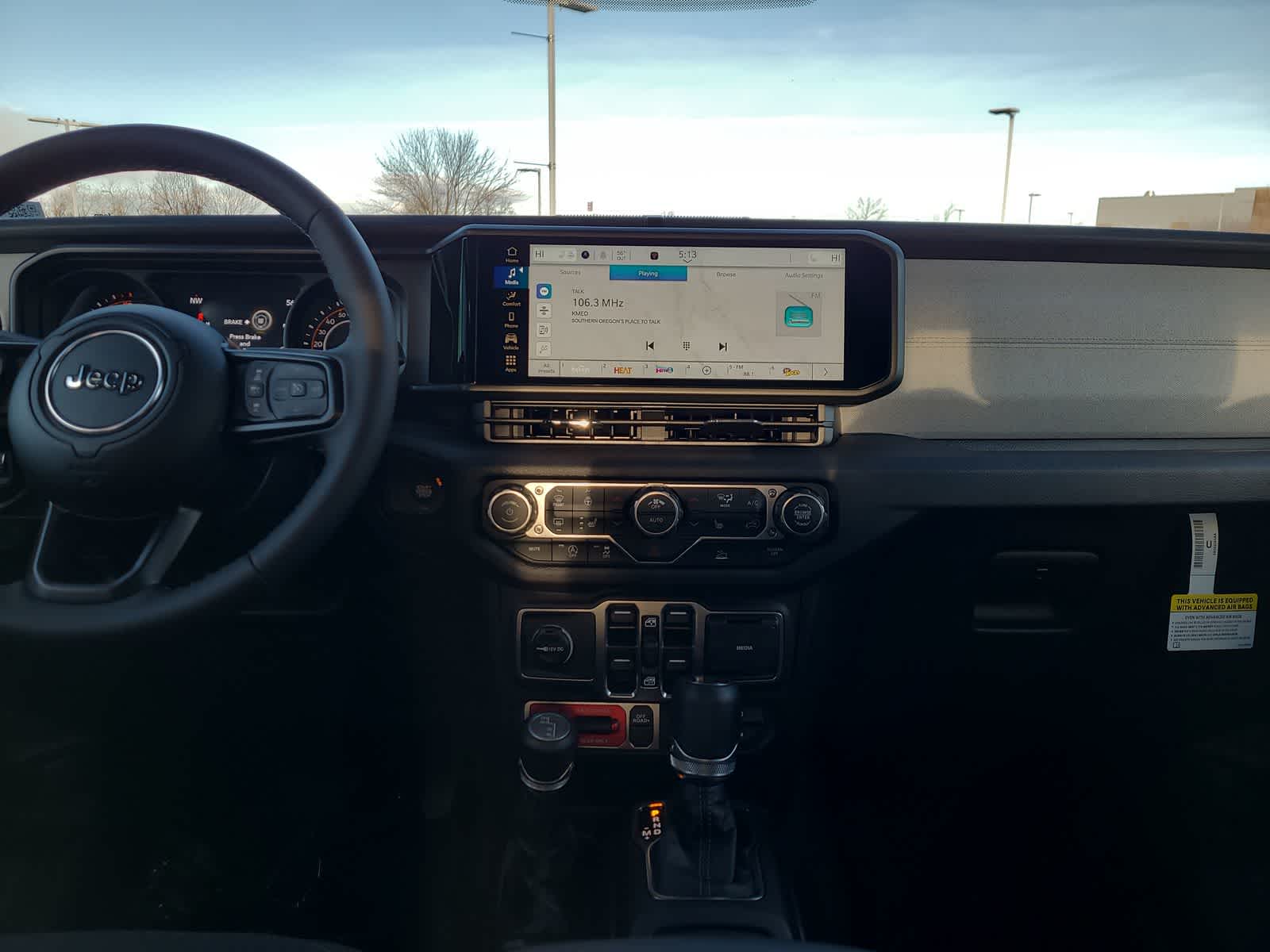 Thumbnail: 2026 Jeep Gladiator - 18