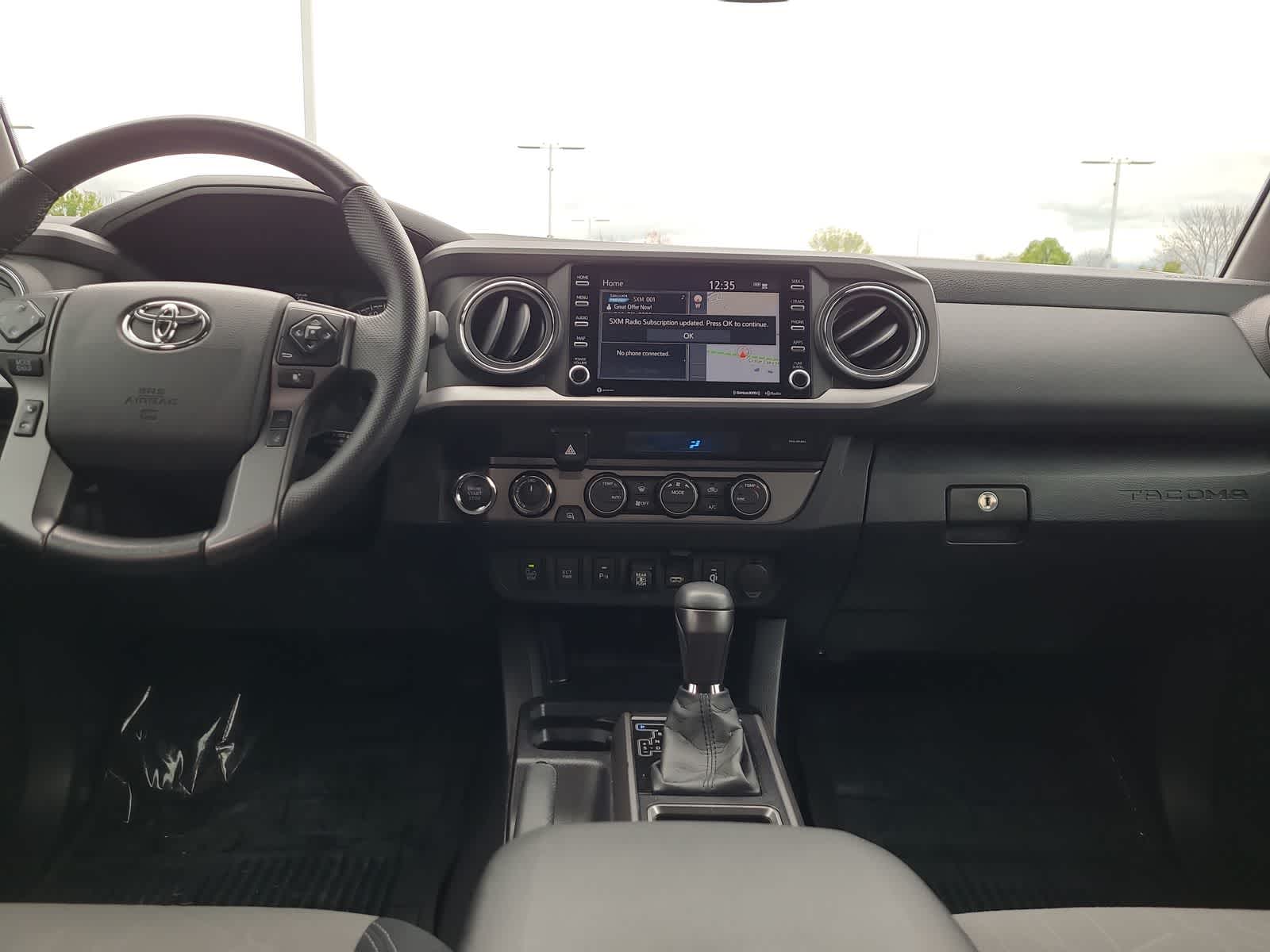 Thumbnail: 2022 Toyota Tacoma - 18