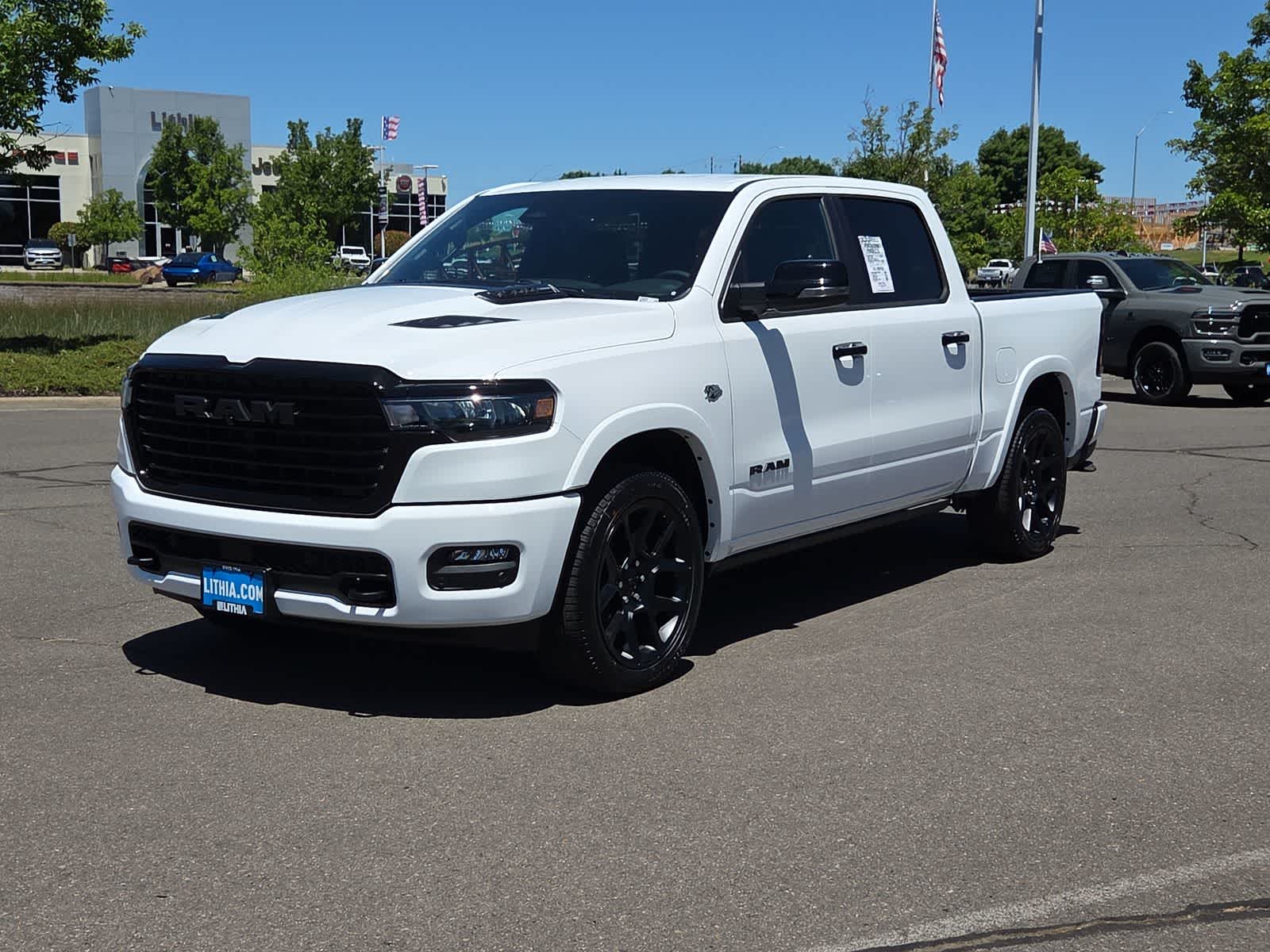 2026 RAM 1500 Laramie 4x4 Crew Cab 5'7's photo