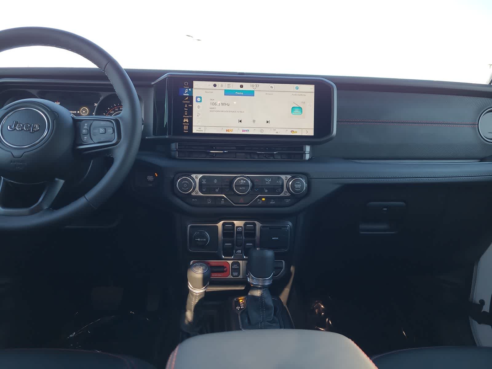 Thumbnail: 2026 Jeep Gladiator - 18