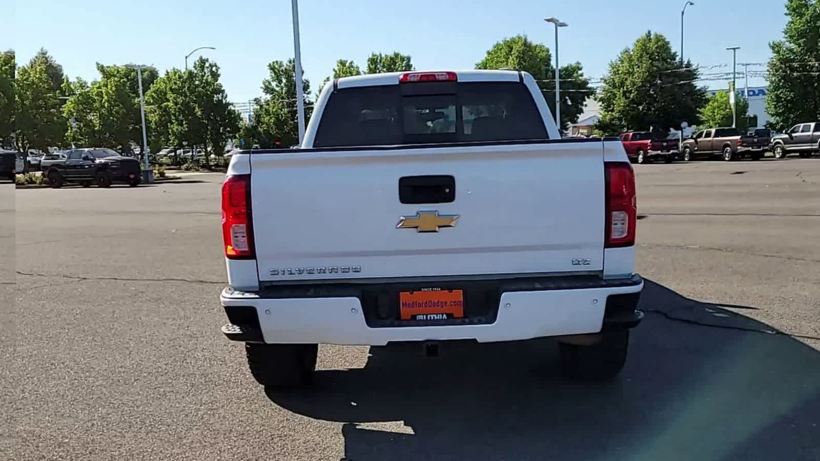 Thumbnail: 2016 Chevrolet Silverado 1500 - 7