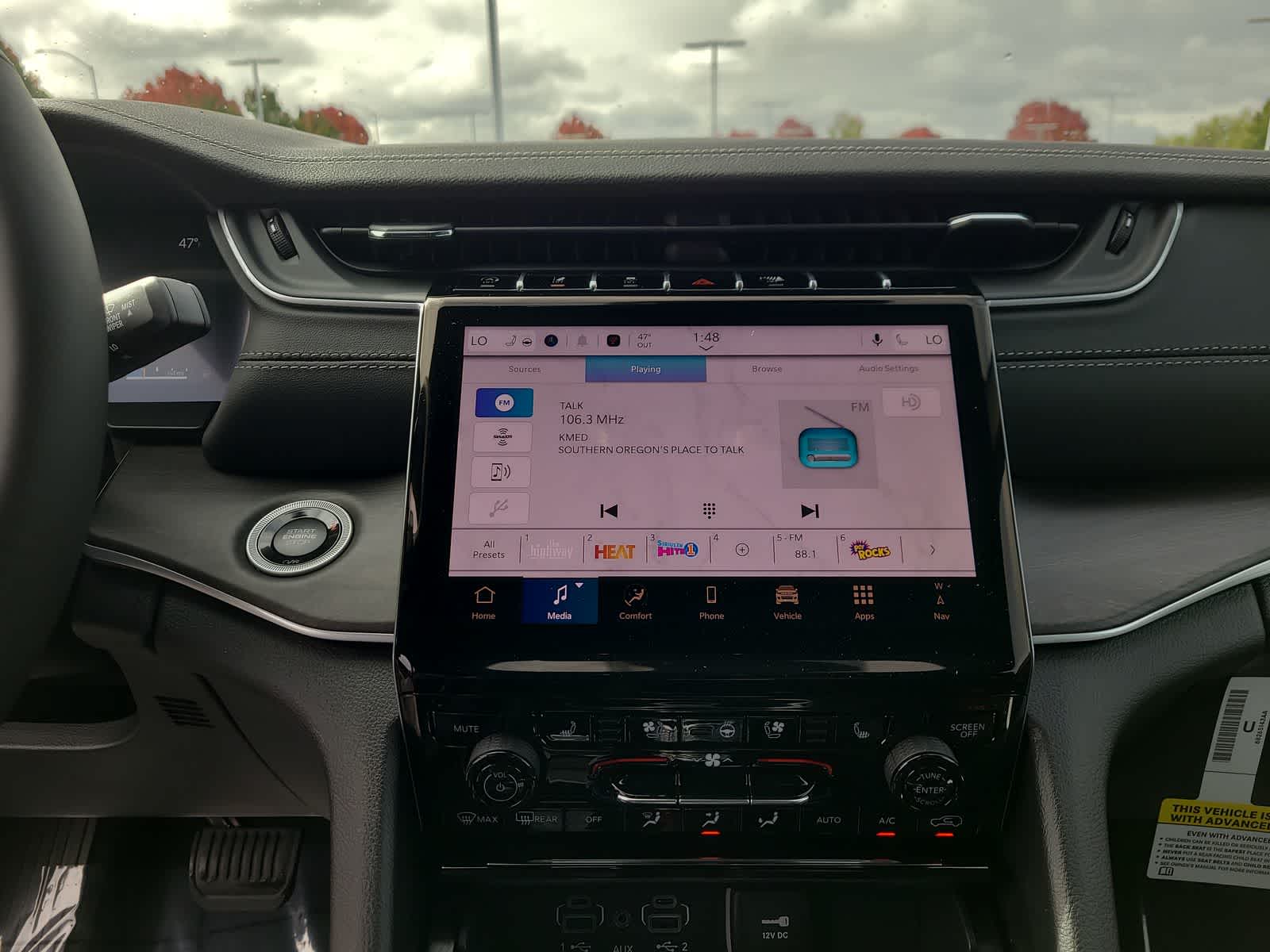 Thumbnail: 2025 Jeep Grand Cherokee - 24