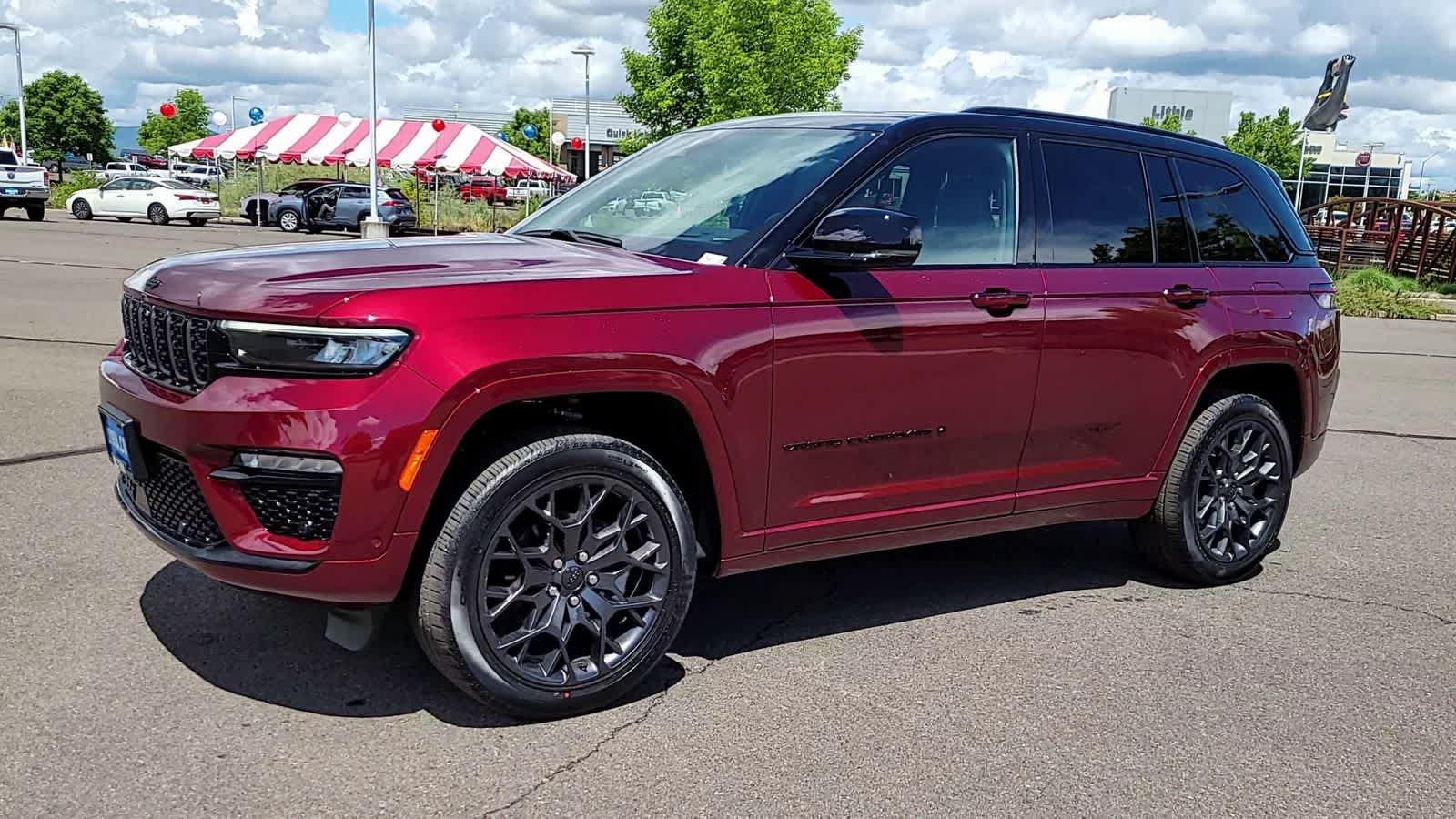 Thumbnail: 2025 Jeep Grand Cherokee - 4