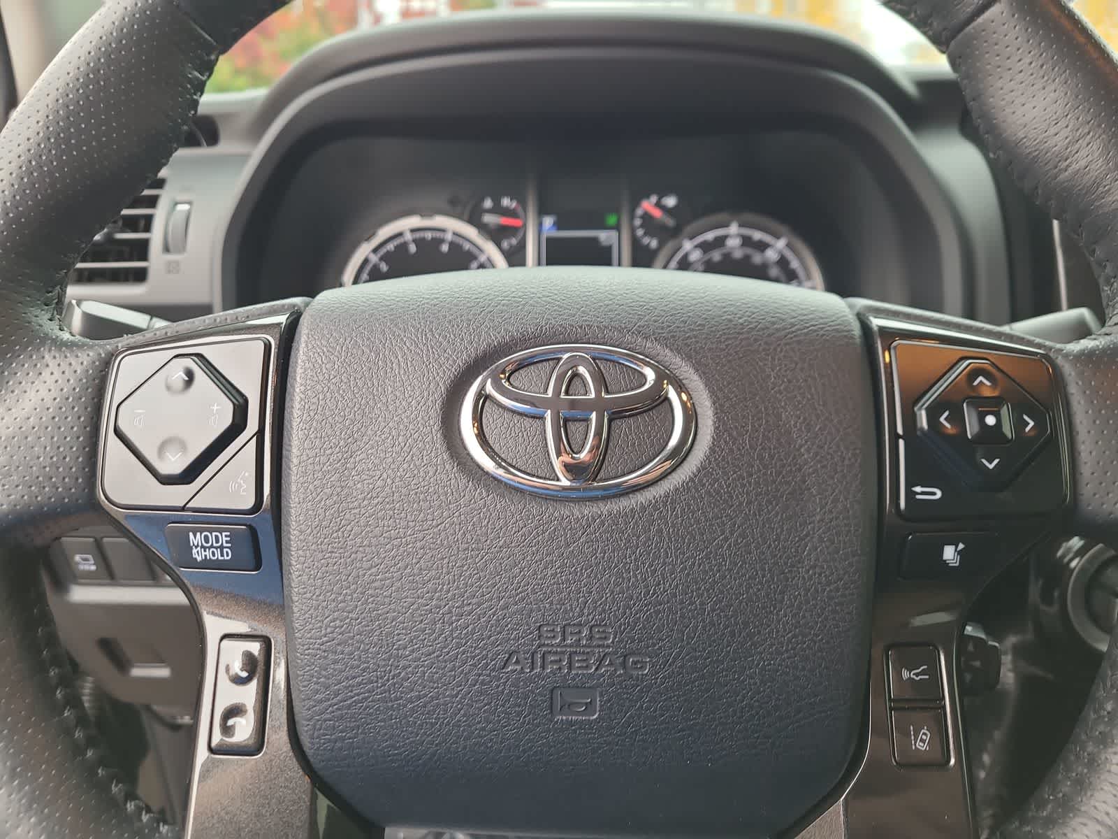 Thumbnail: 2023 Toyota 4Runner - 23