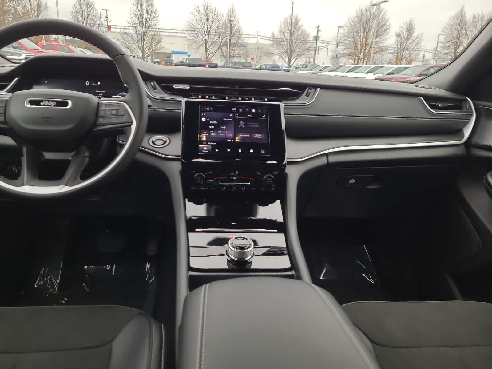 Thumbnail: 2025 Jeep Grand Cherokee - 18