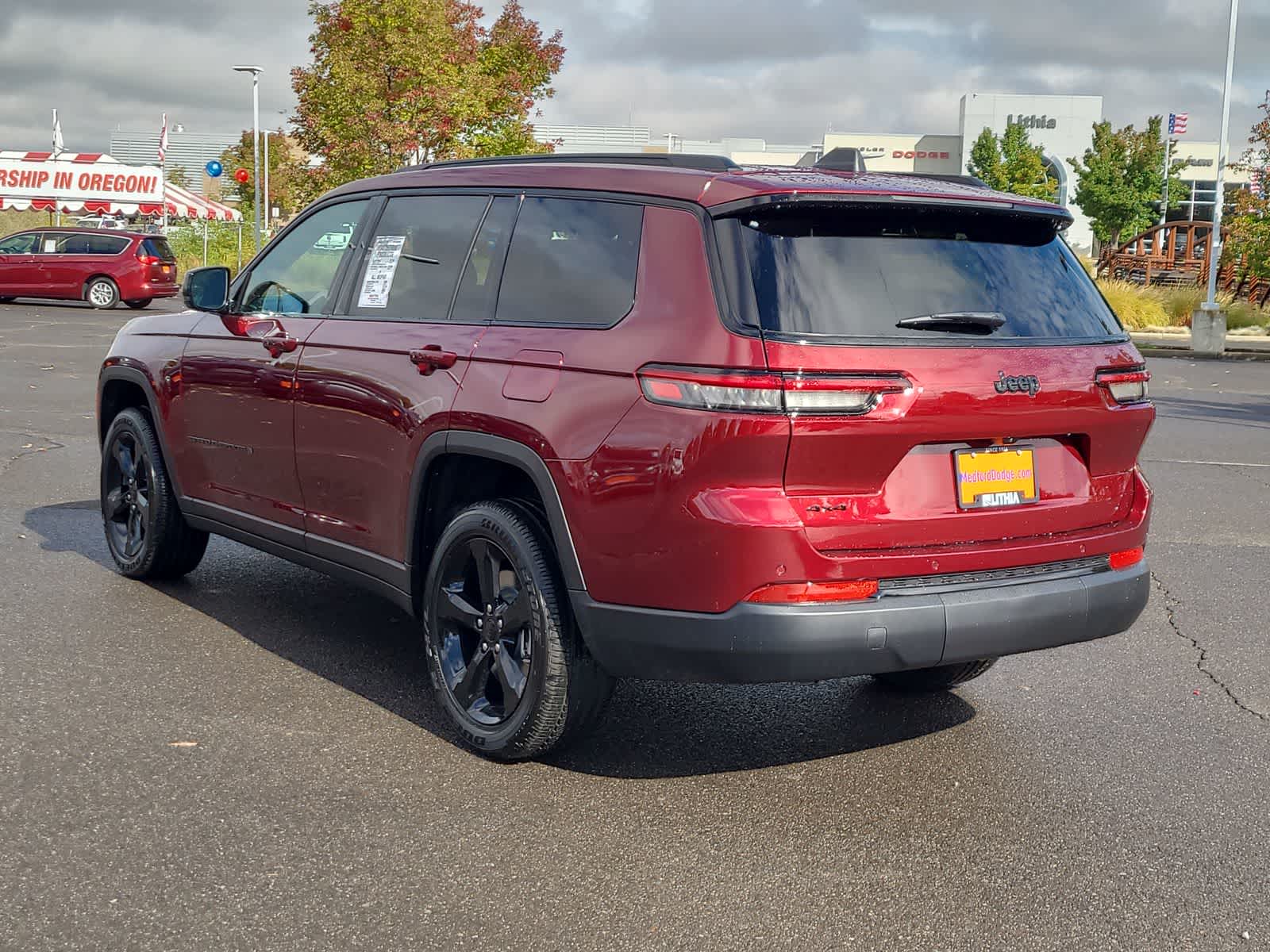 Thumbnail: 2025 Jeep Grand Cherokee - 12